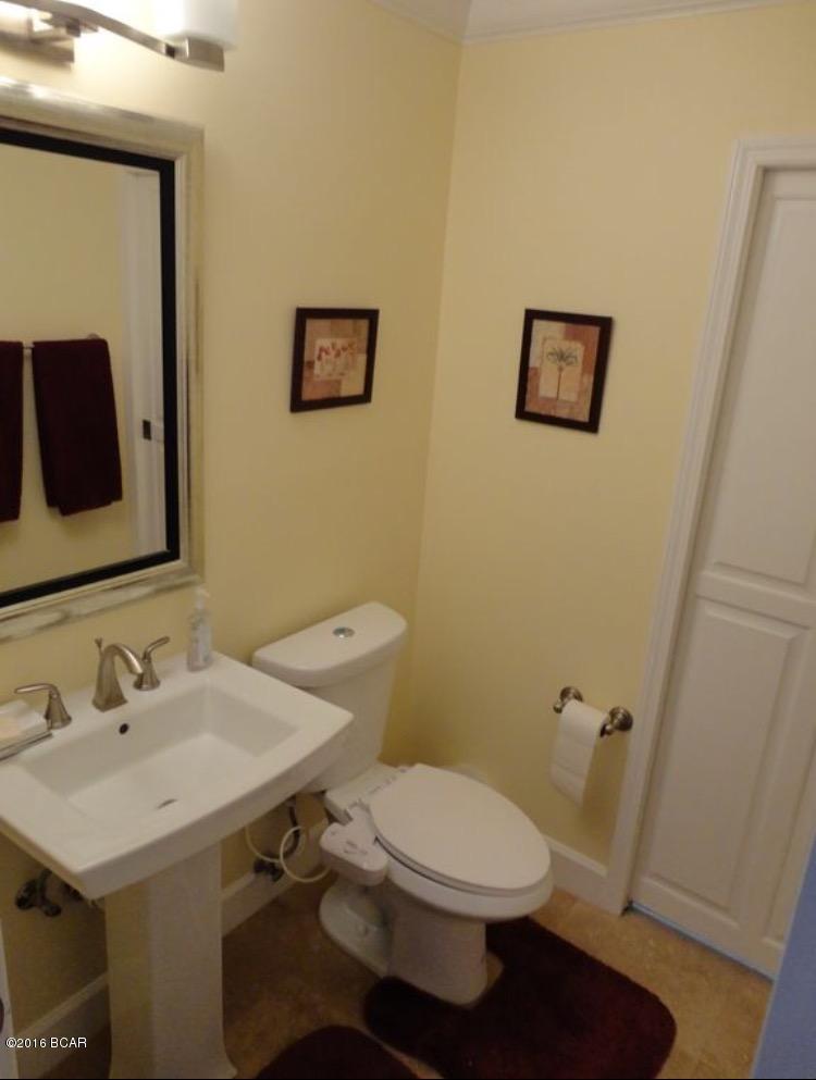 Country Club Harbour Estates - Residential