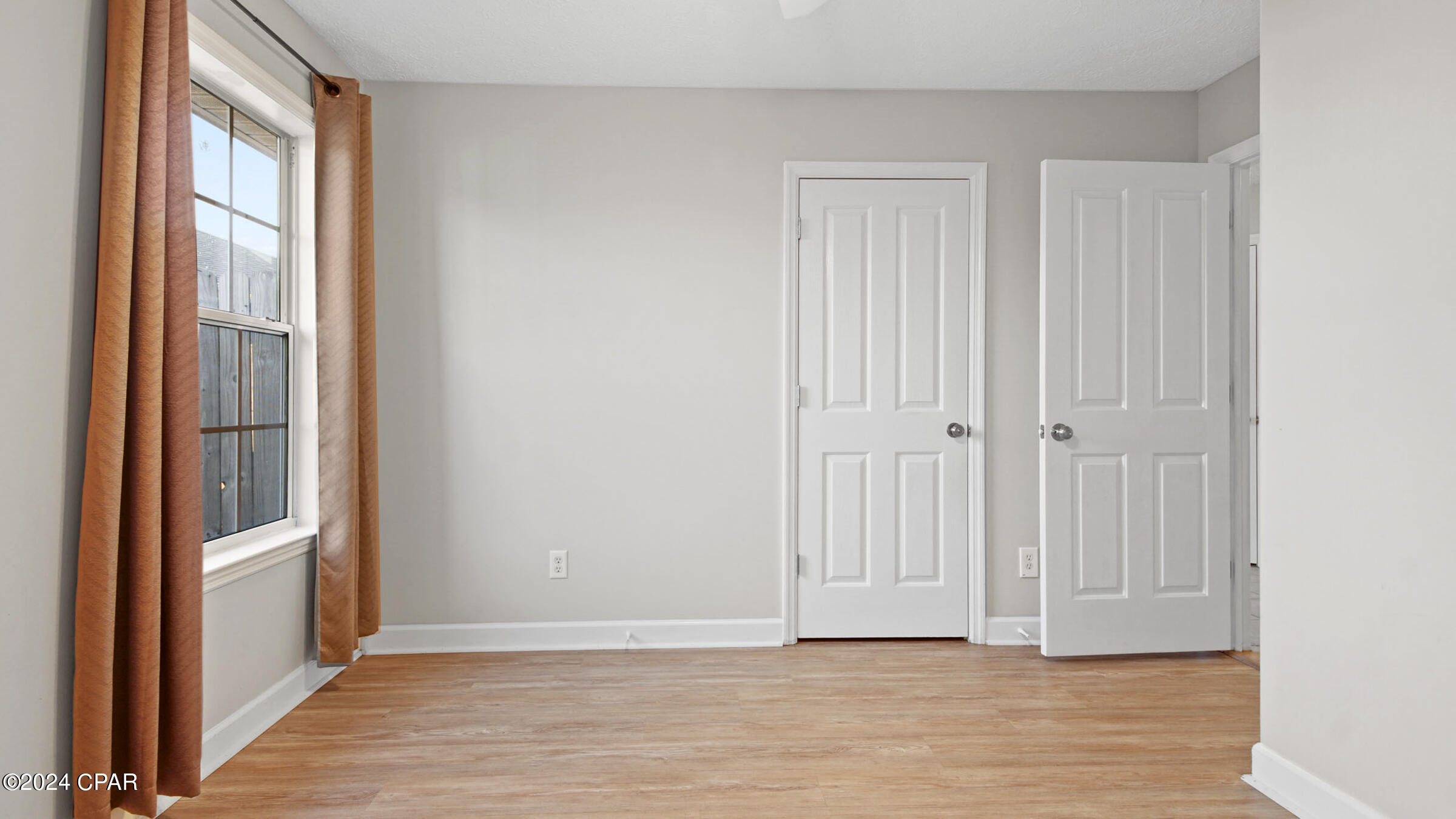 [No Recorded Subdiv] - Residential Lease