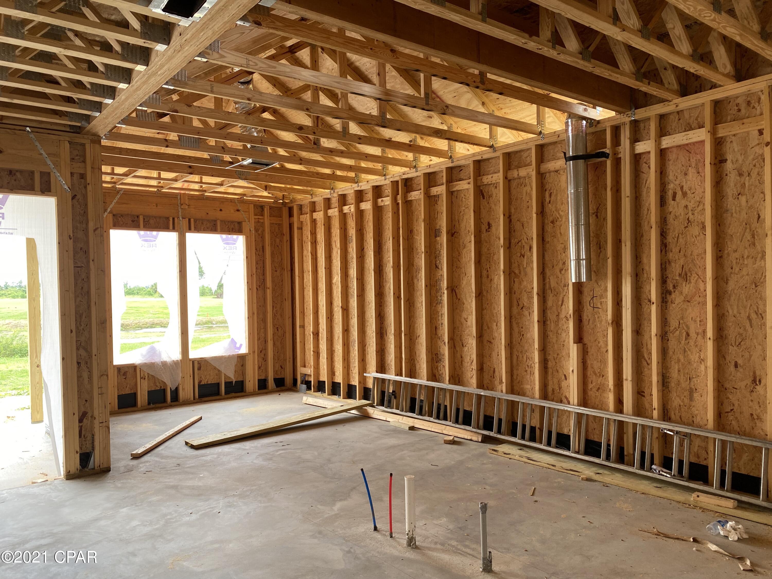 Tropical Bay - Residential