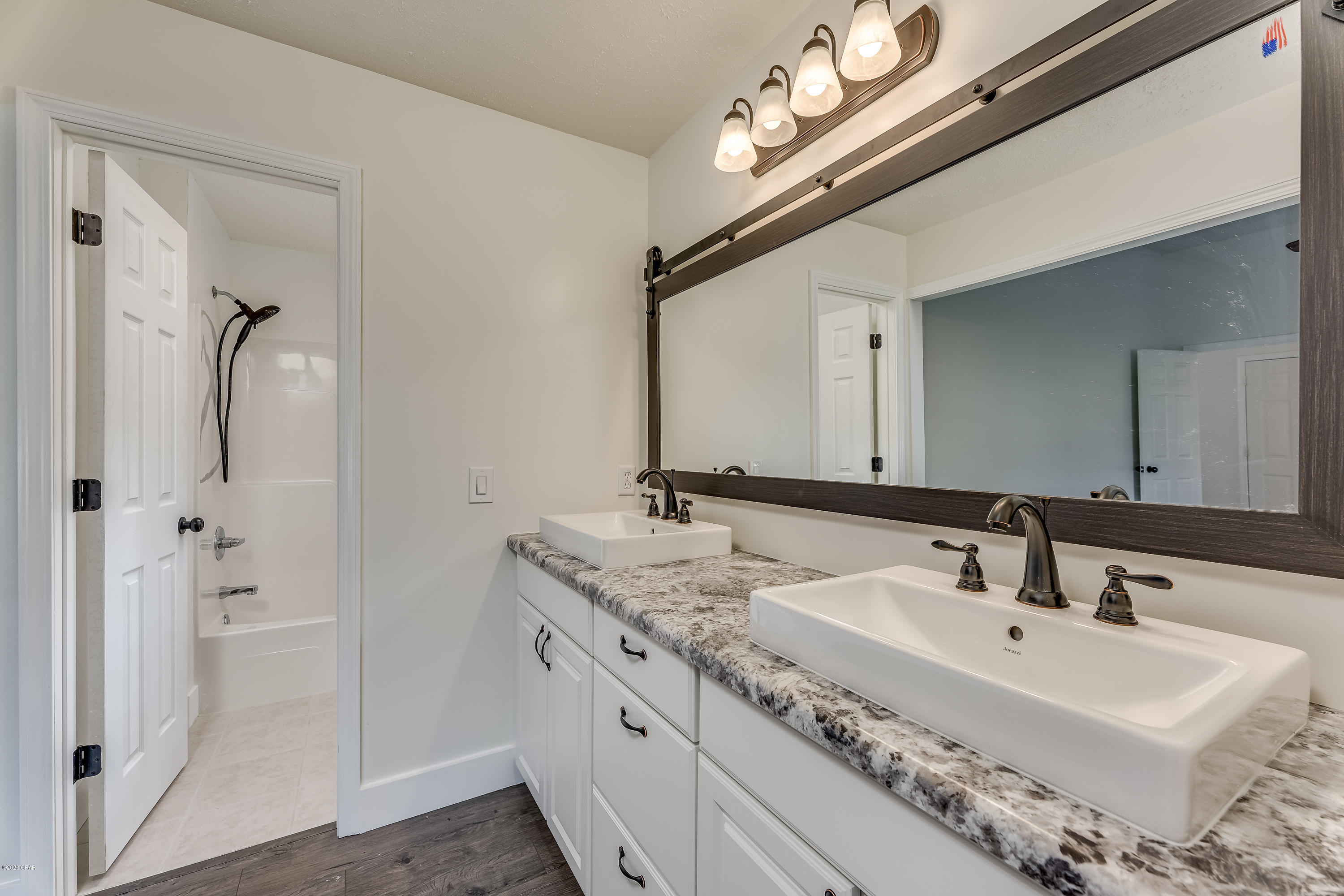 Brentwood Estates - Residential