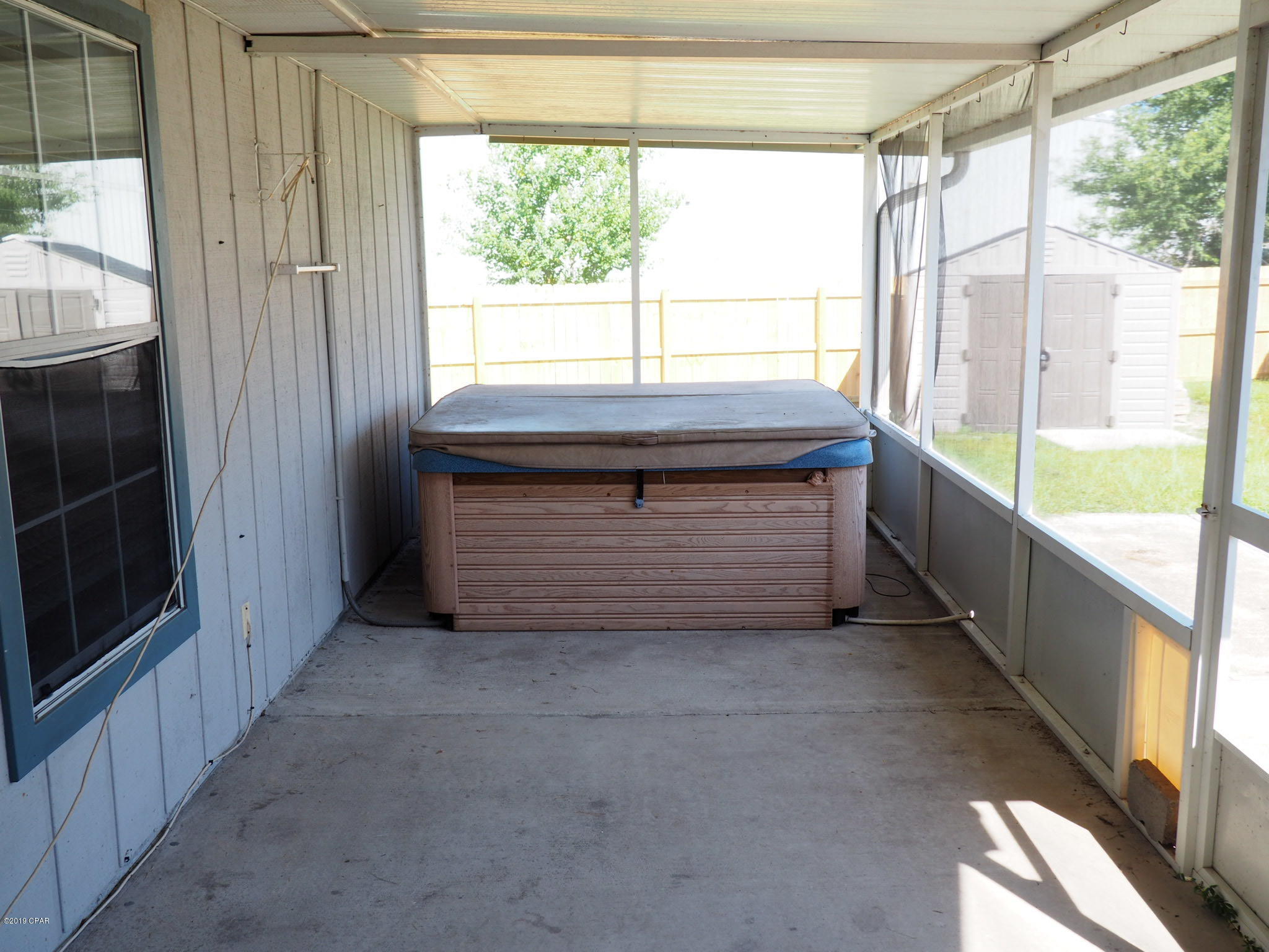 Hickory Manor - Residential