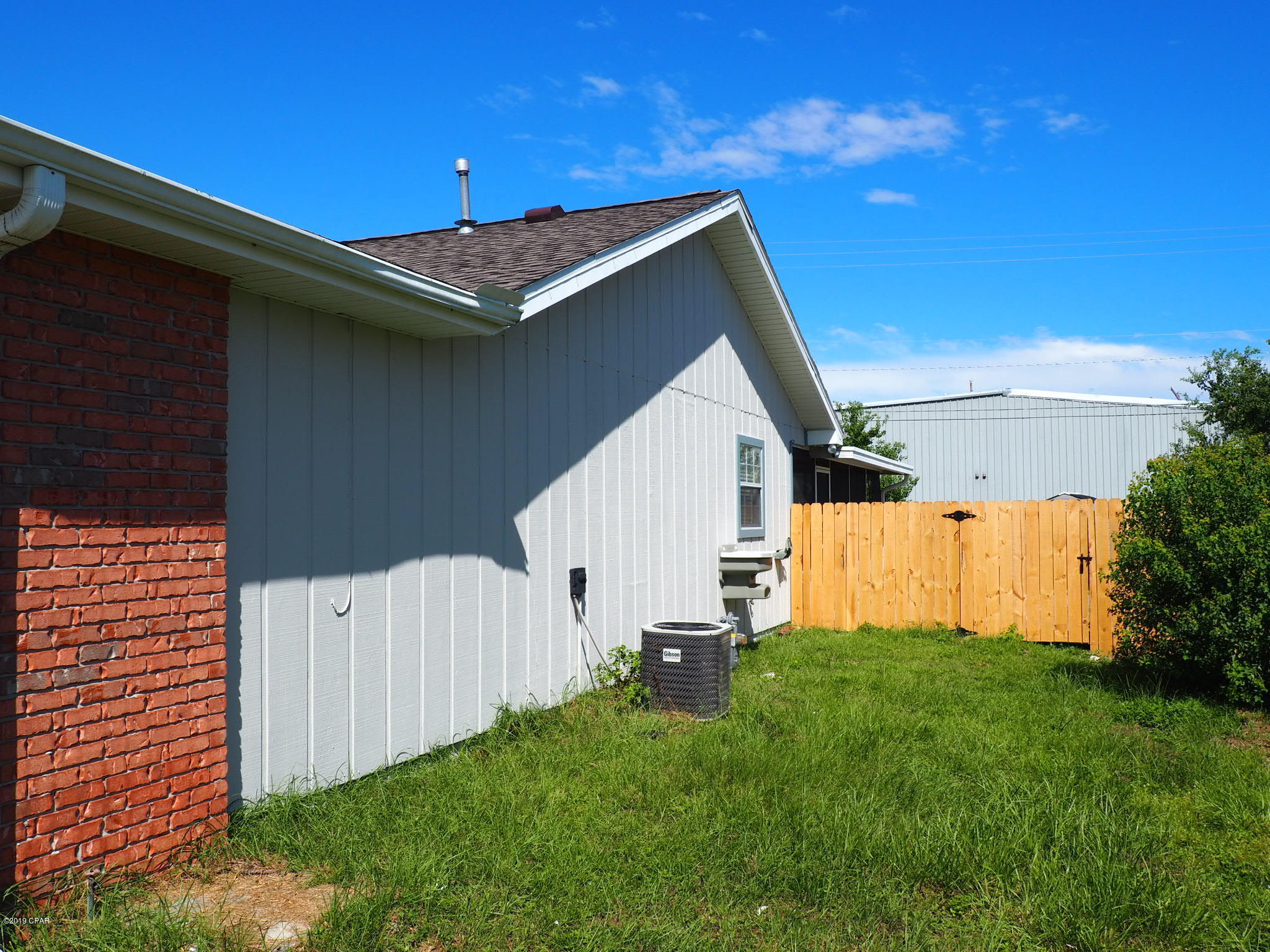 Hickory Manor - Residential