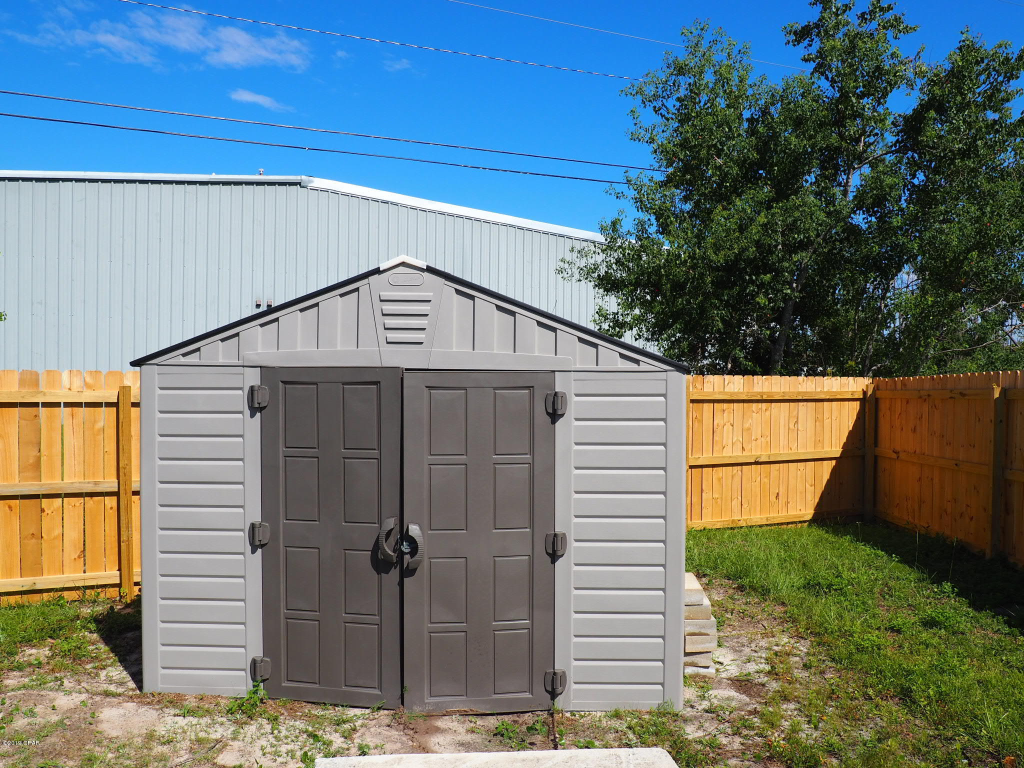 Hickory Manor - Residential