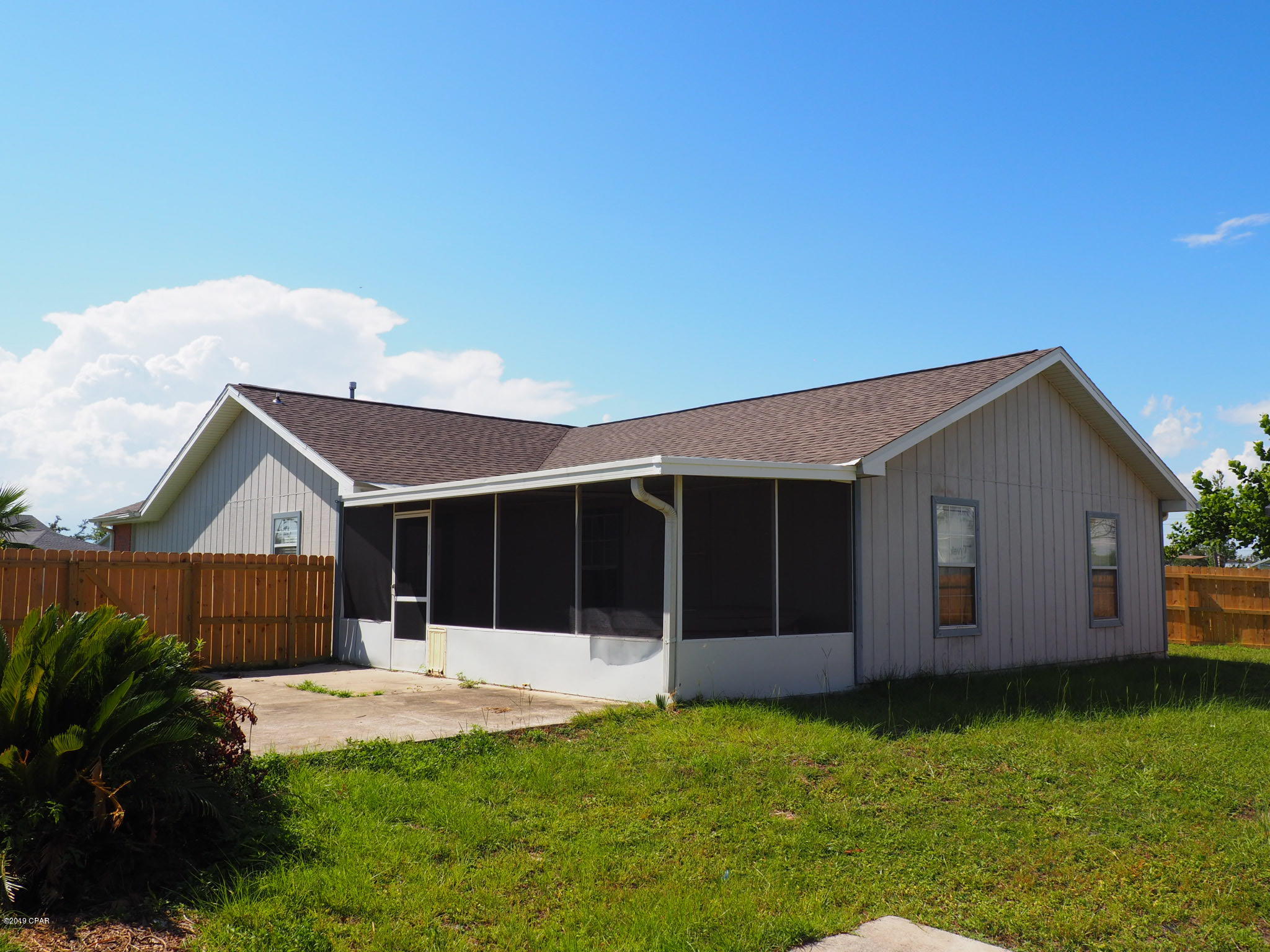 Hickory Manor - Residential