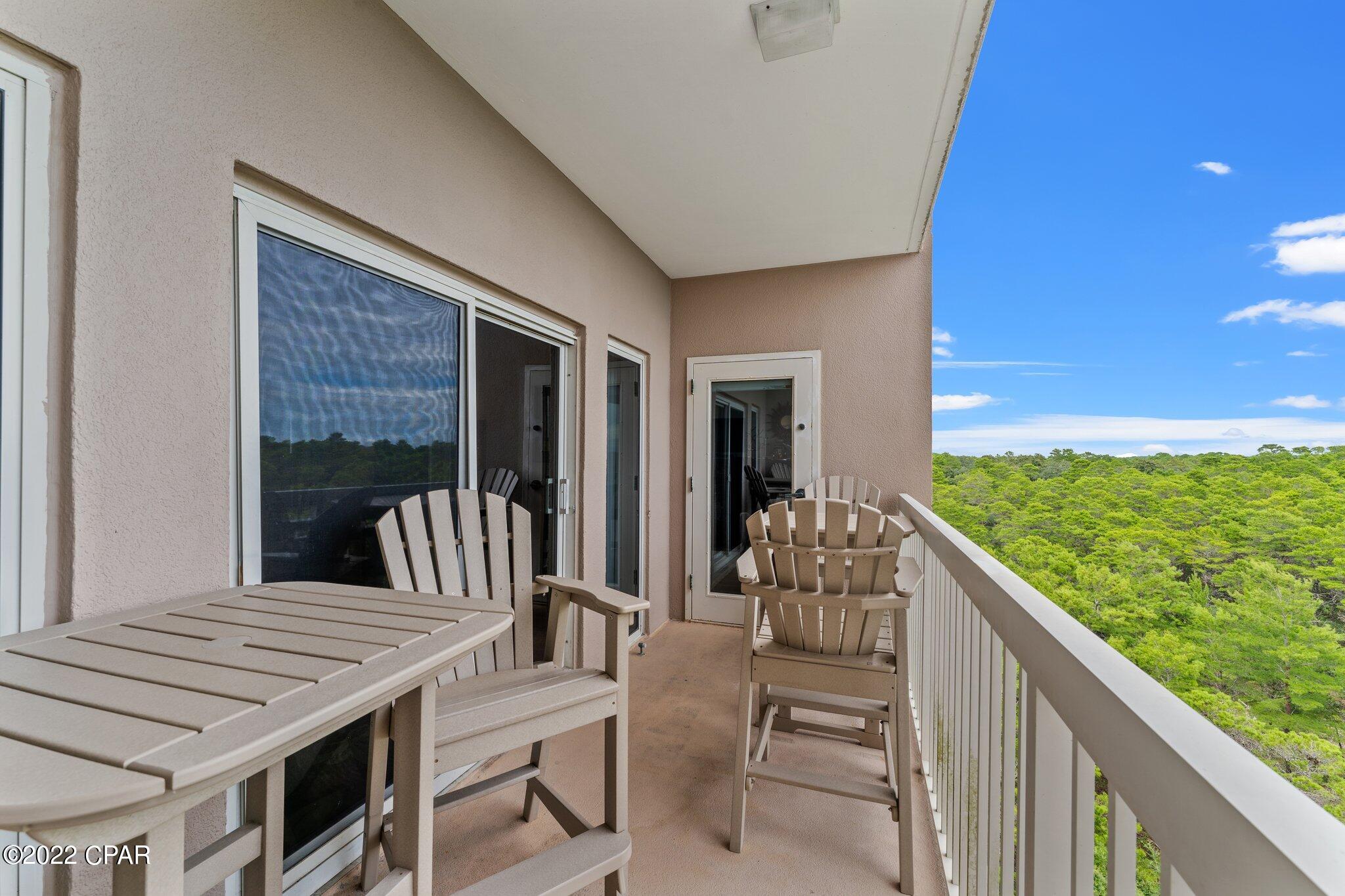 Summit At Topsl - Residential