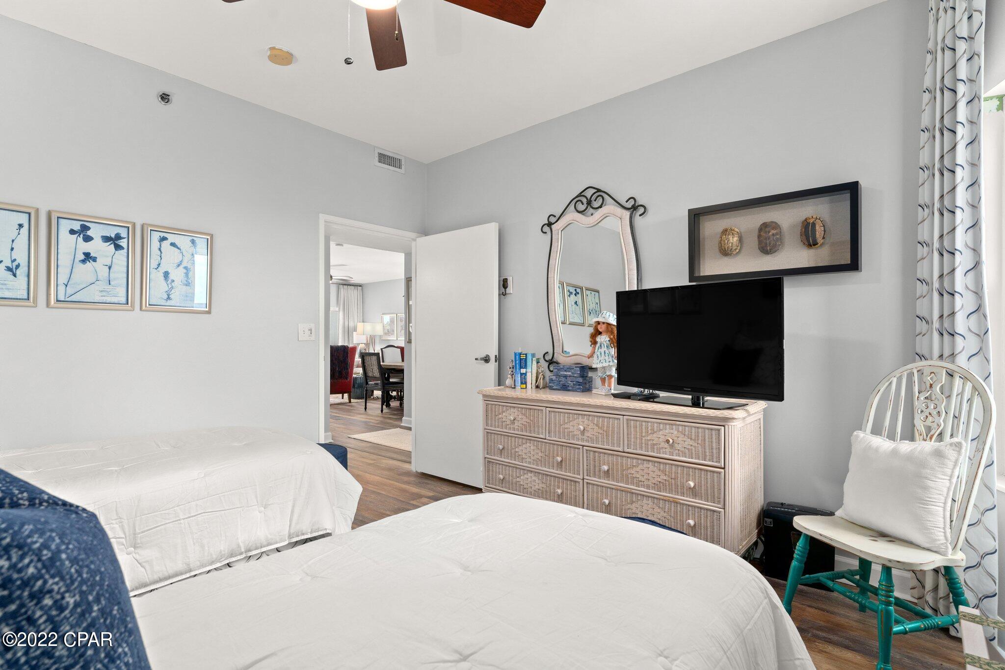 Summit At Topsl - Residential