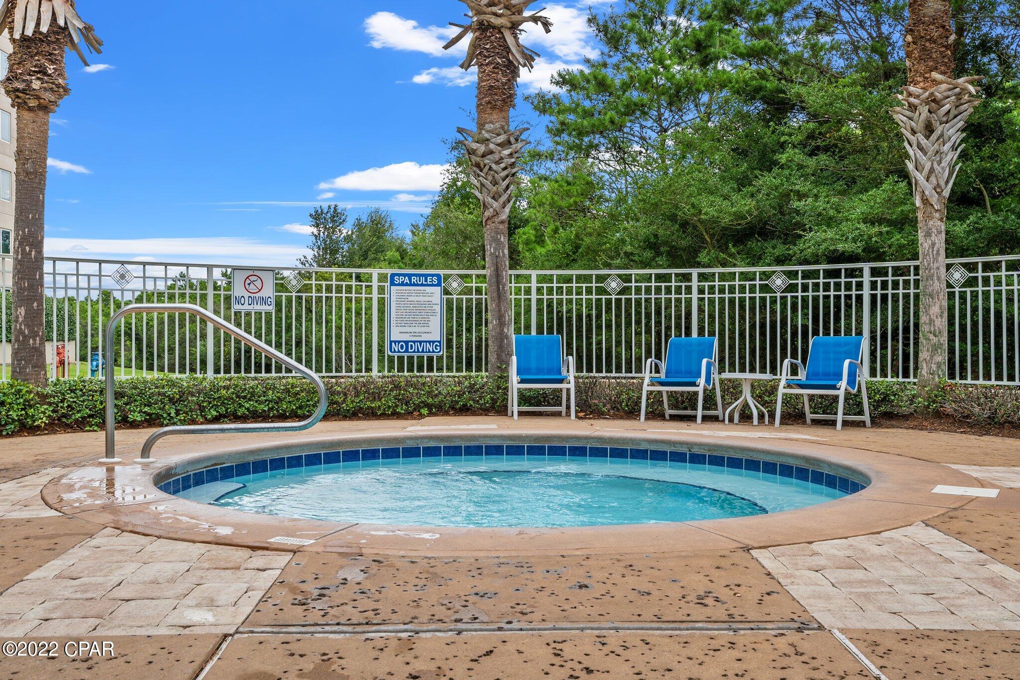 Summit At Topsl - Residential