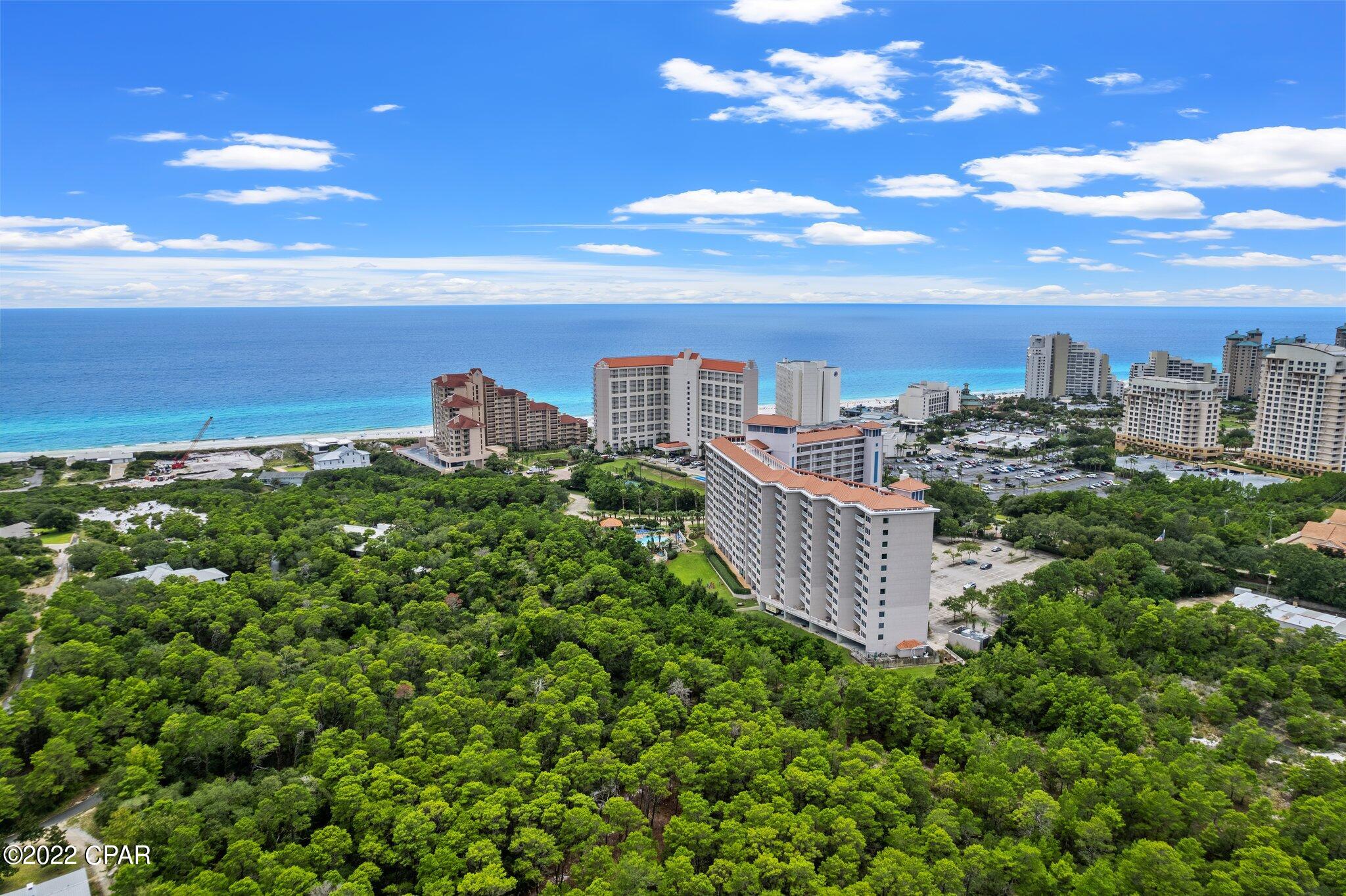 Summit At Topsl - Residential