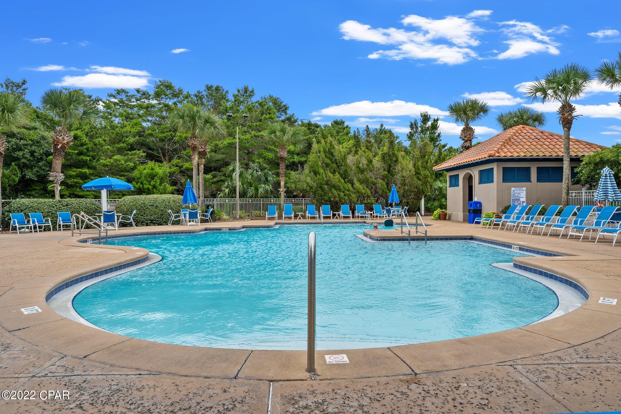 Summit At Topsl - Residential