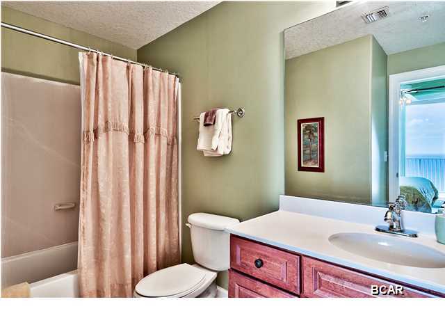 Emerald Isle - Residential