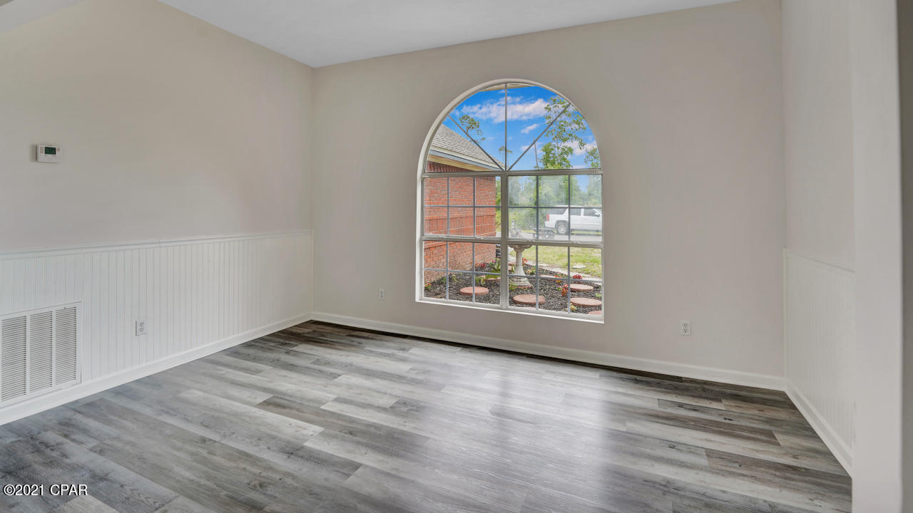 Boat Race Estates - Residential