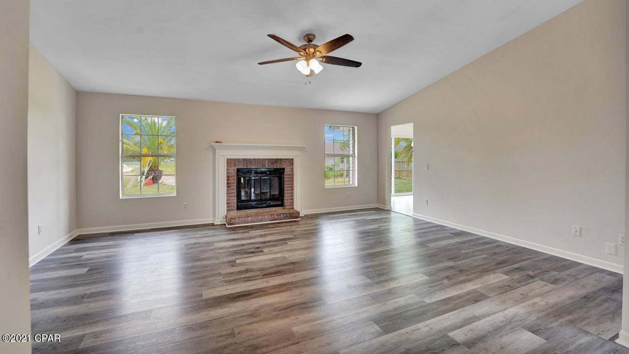 Boat Race Estates - Residential