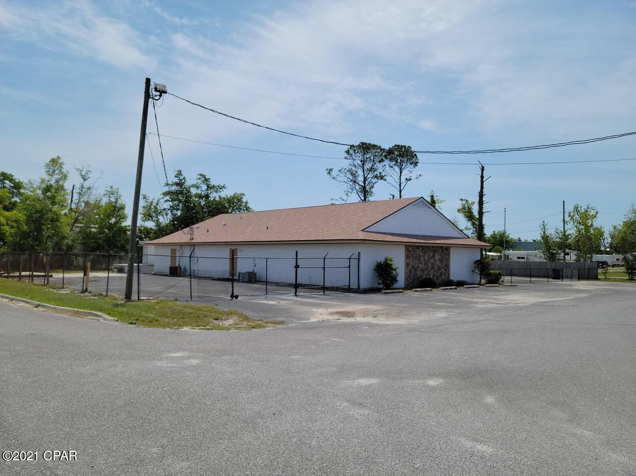 [No Recorded Subdiv] - Commercial Sale