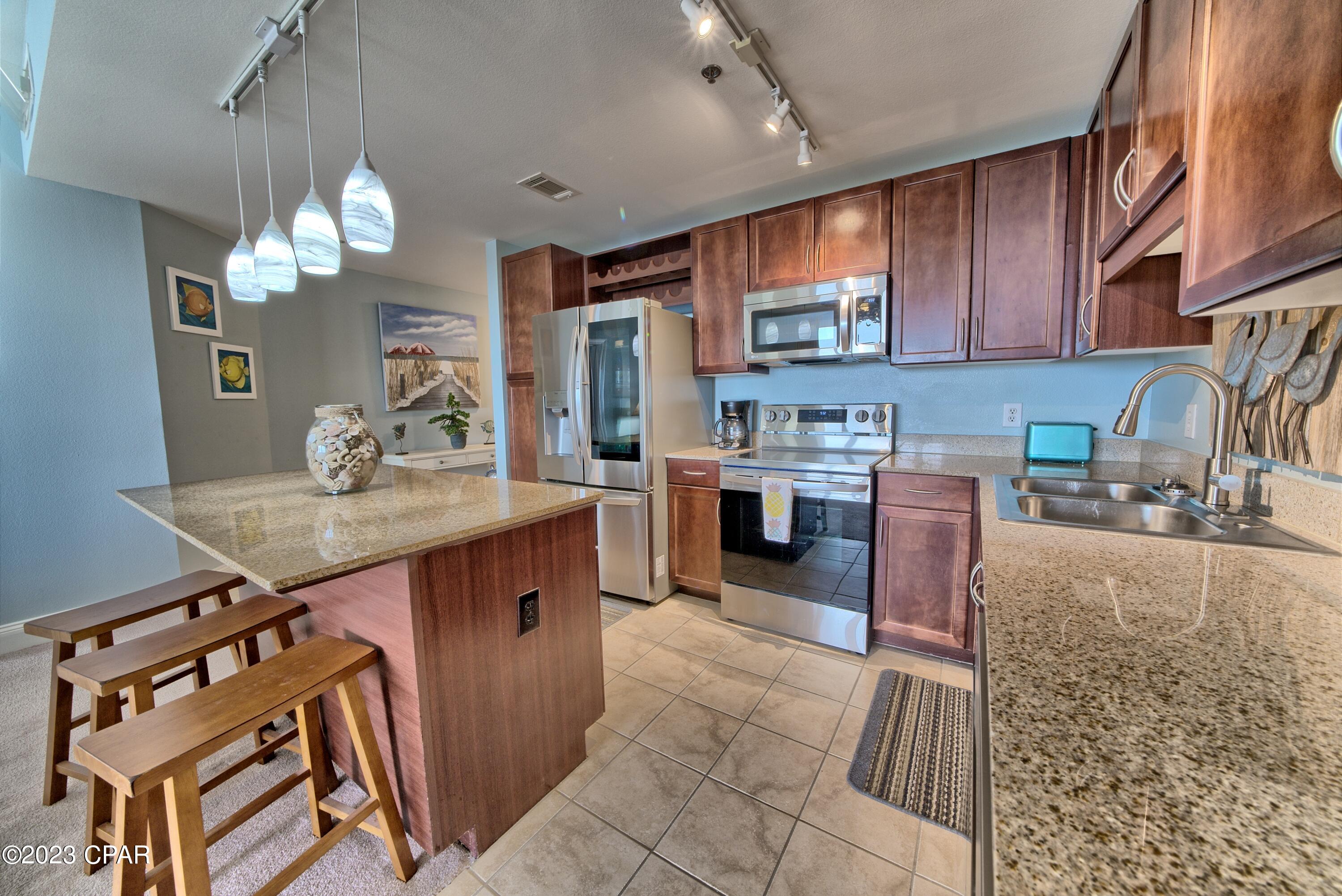 Laketown Wharf - Residential