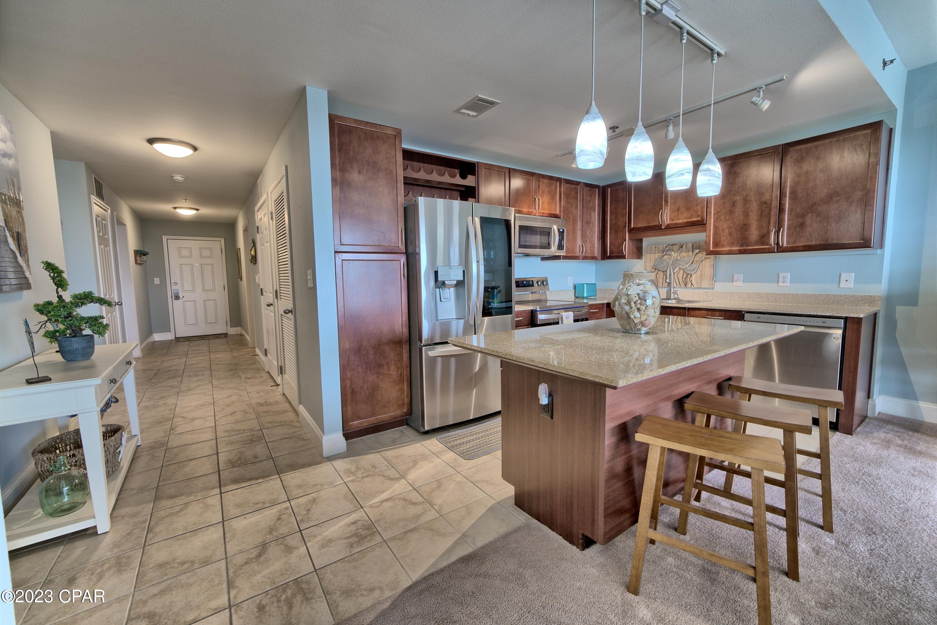 Laketown Wharf - Residential