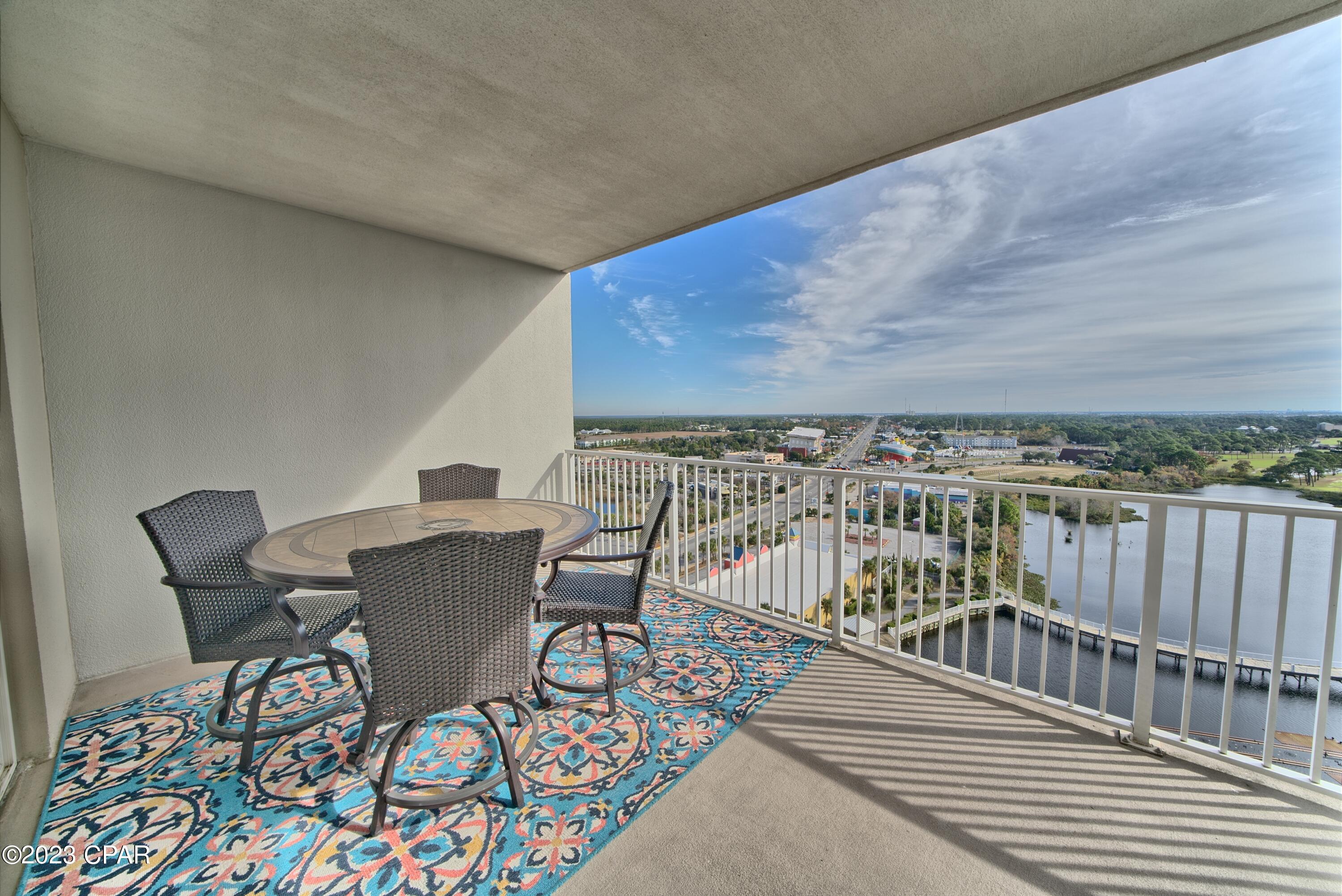 Laketown Wharf - Residential