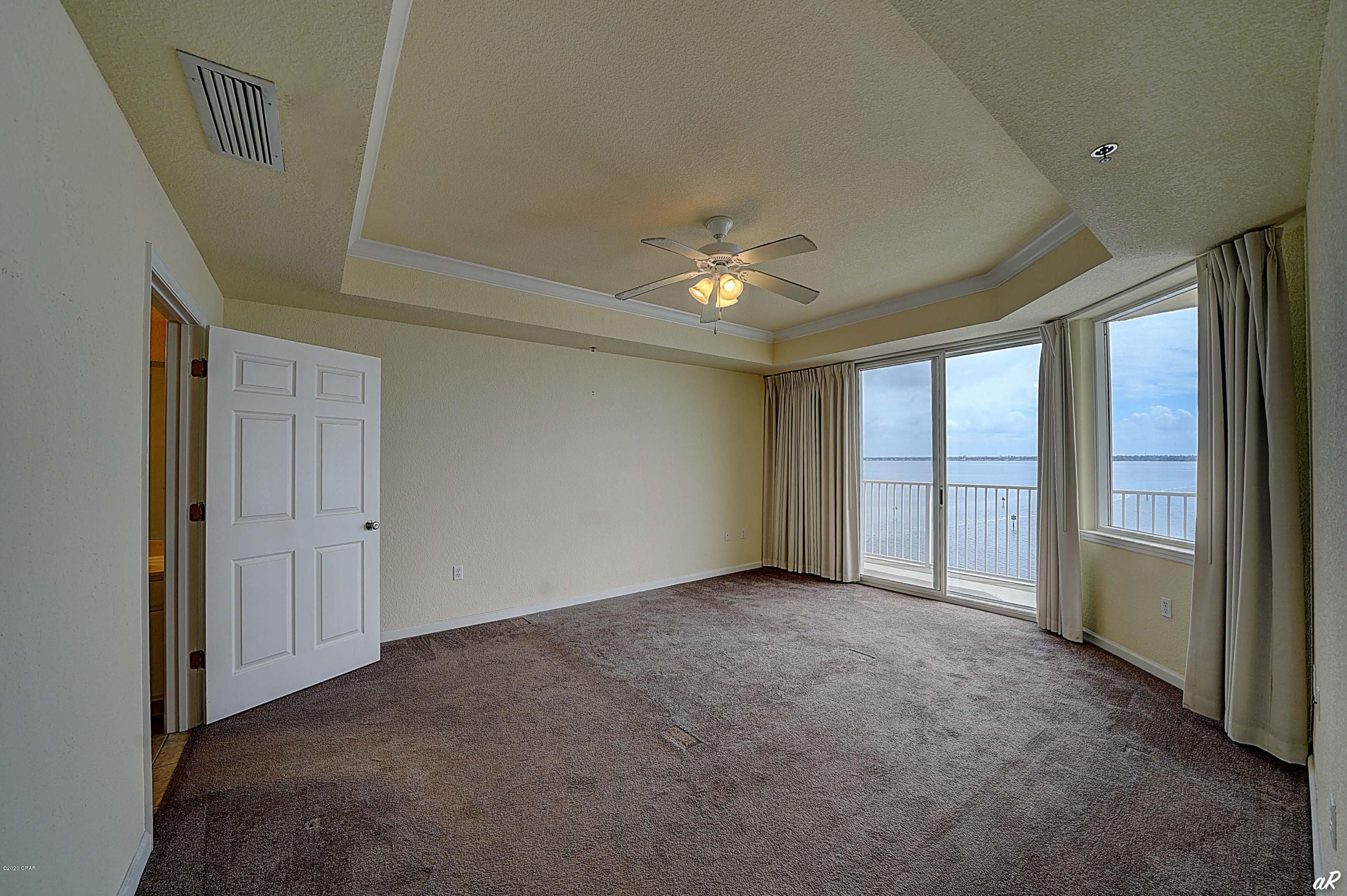 Hibiscus By The Bay - Residential