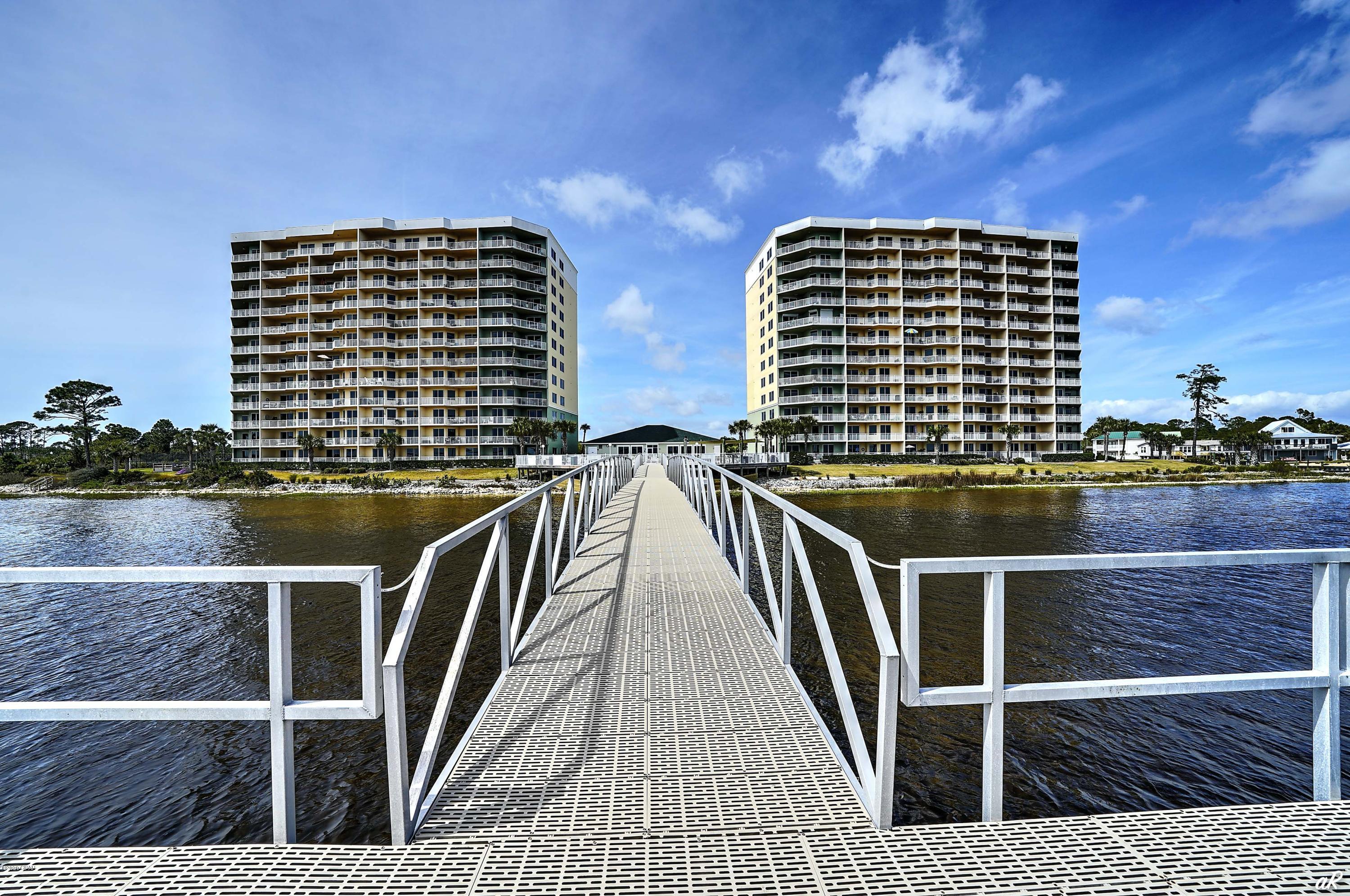 Hibiscus By The Bay - Residential