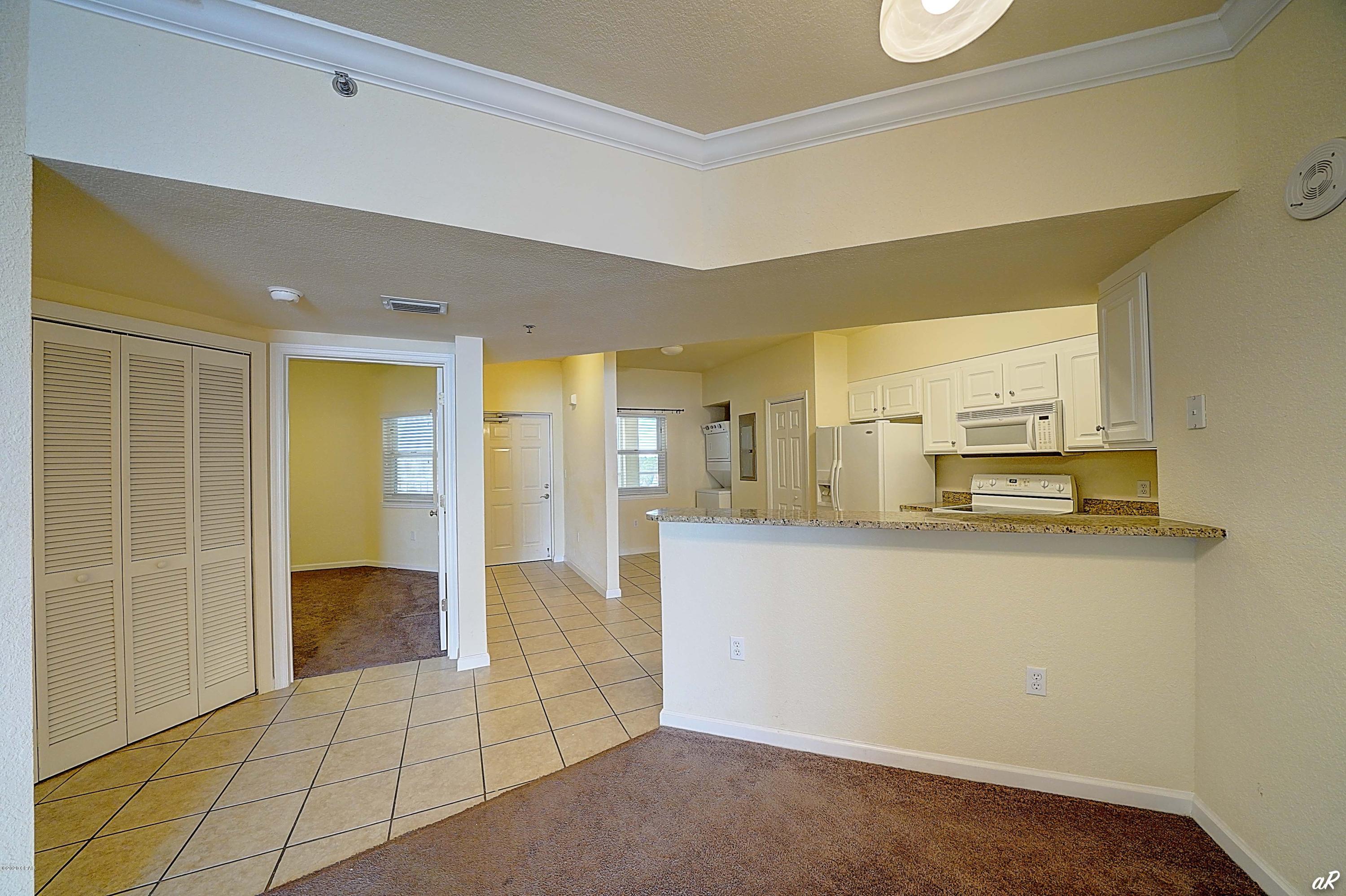 Hibiscus By The Bay - Residential