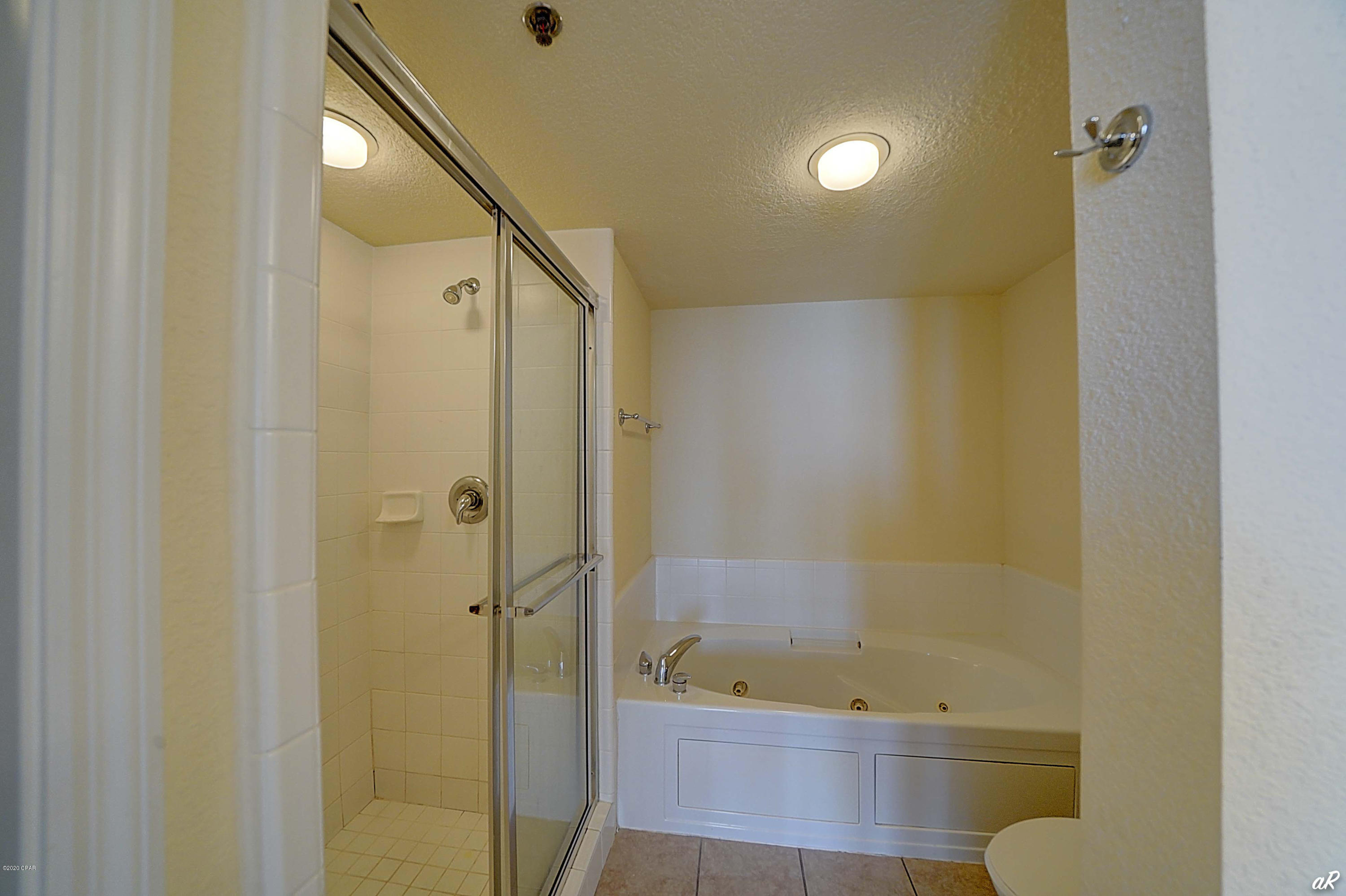 Hibiscus By The Bay - Residential