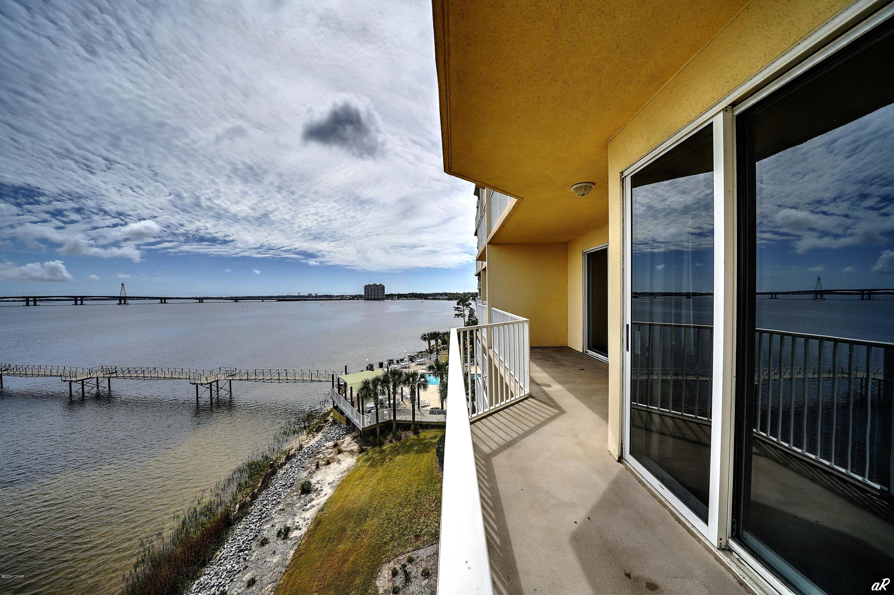 Hibiscus By The Bay - Residential