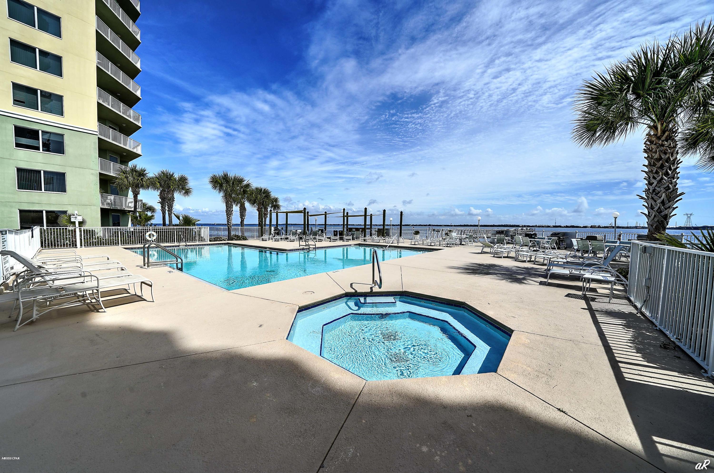 Hibiscus By The Bay - Residential