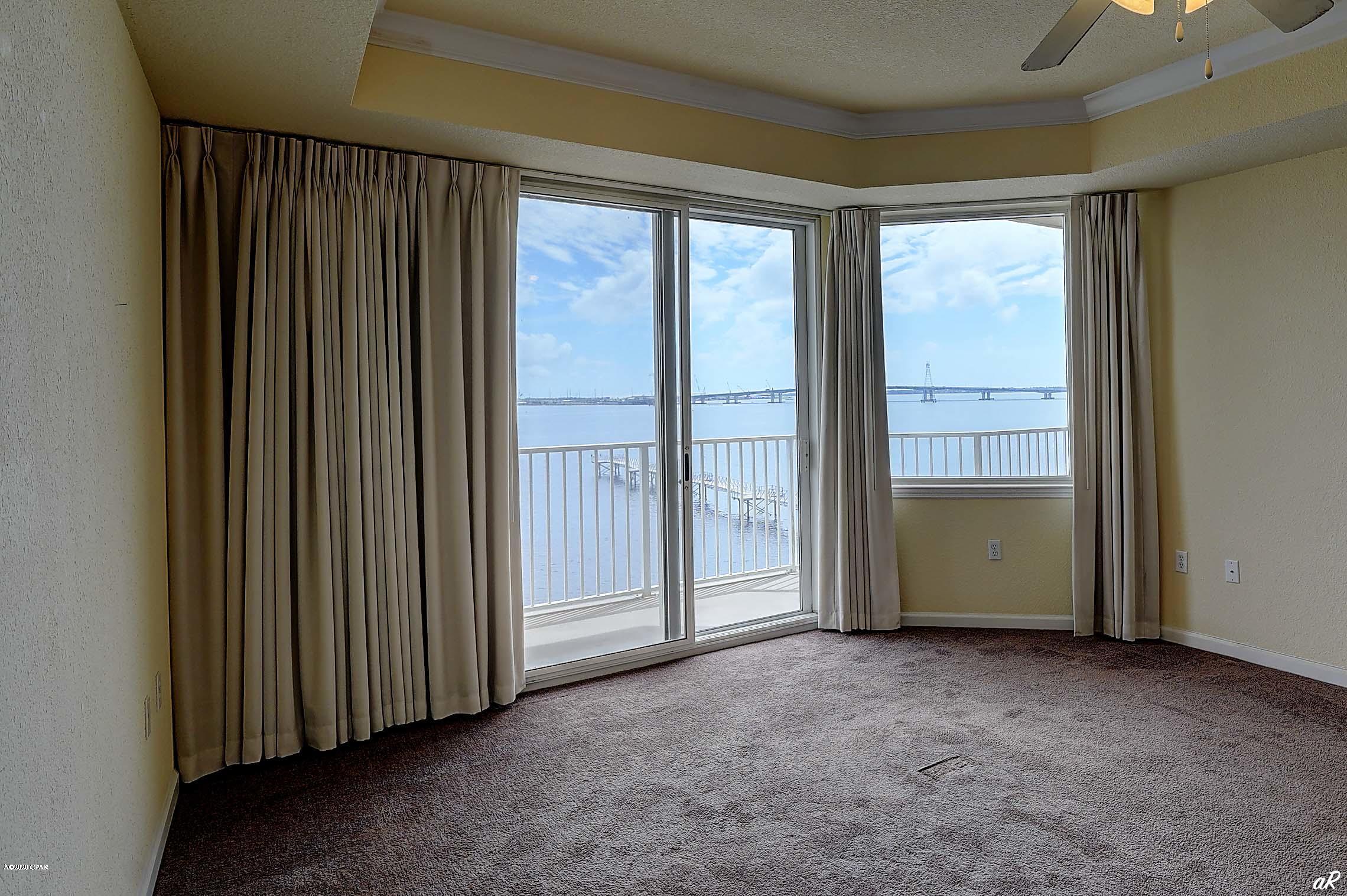 Hibiscus By The Bay - Residential