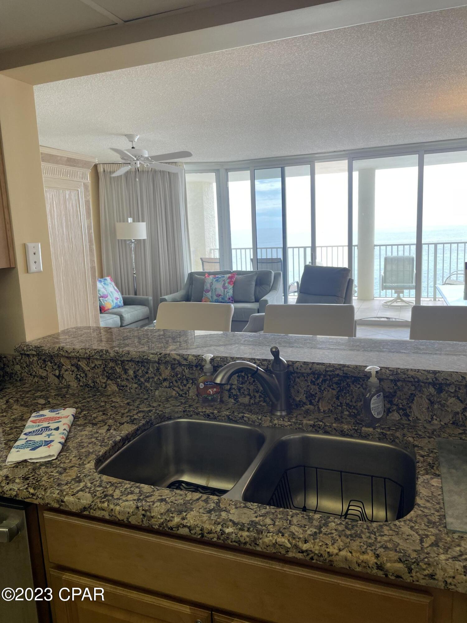 Long Beach Towers III - Residential