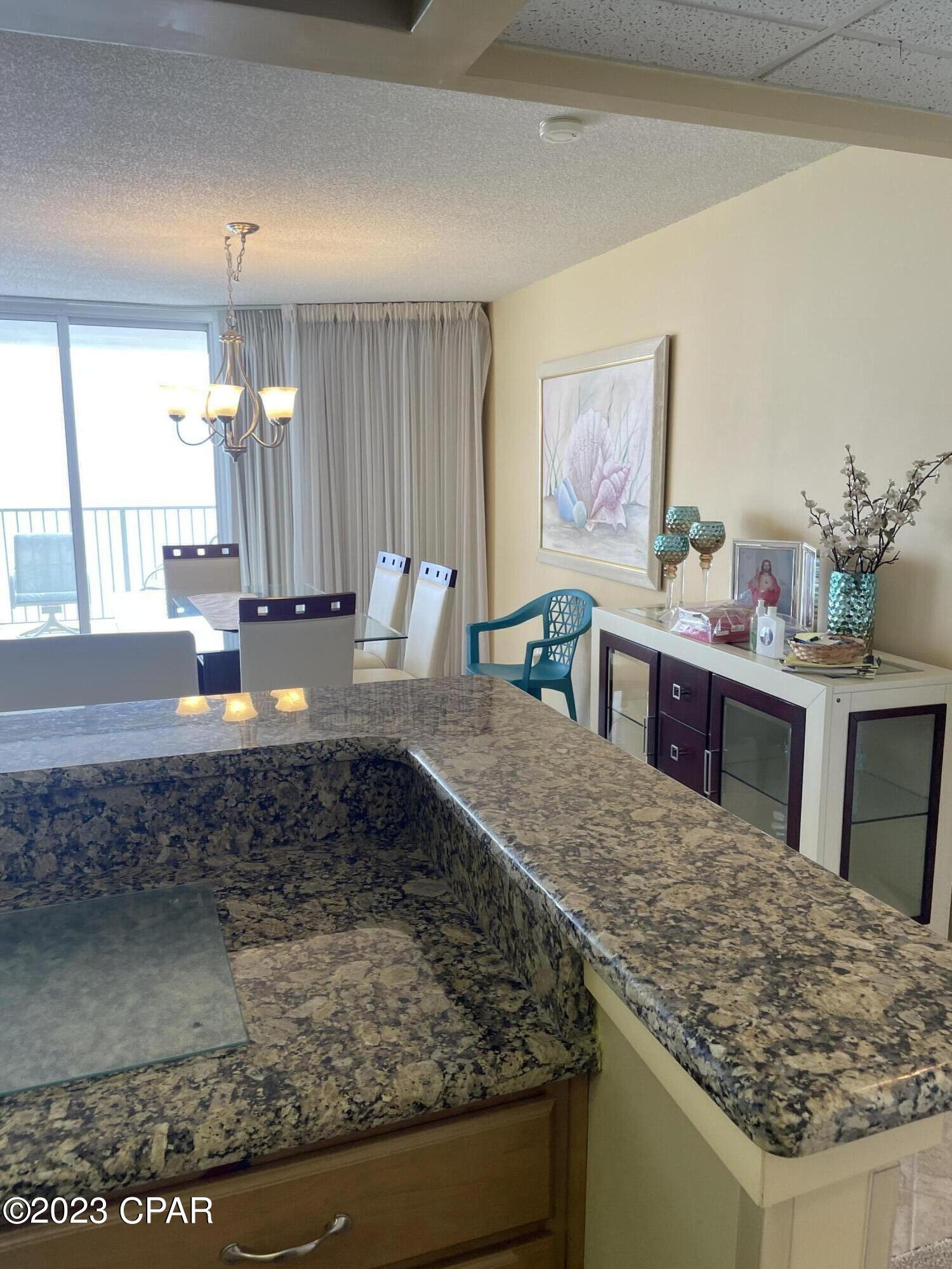 Long Beach Towers III - Residential