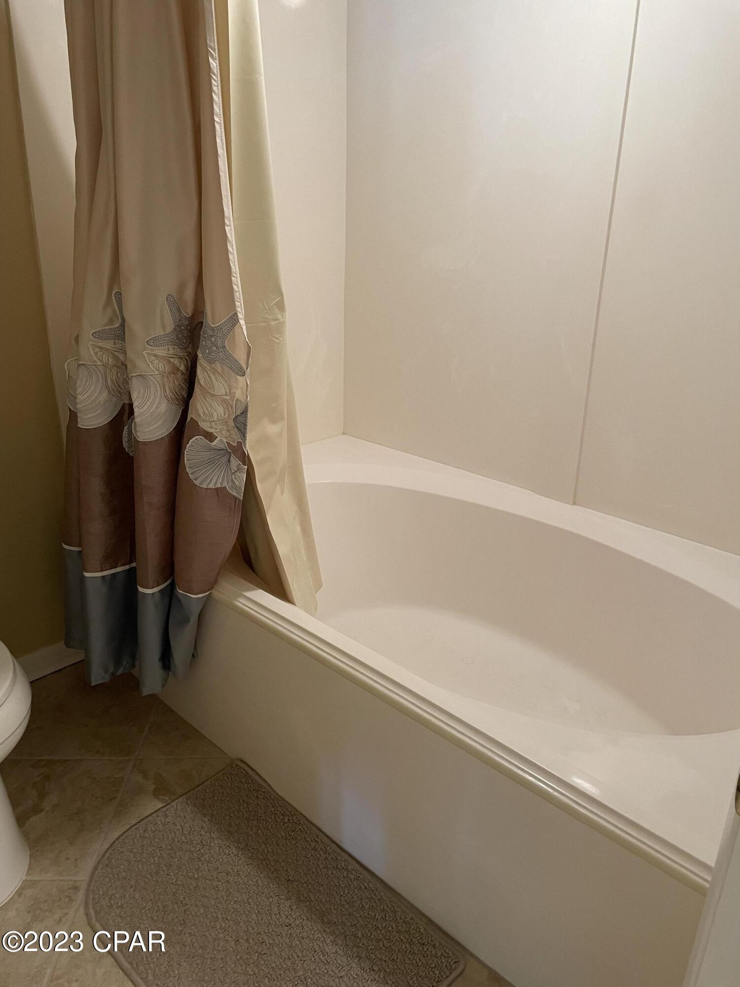 Long Beach Towers III - Residential