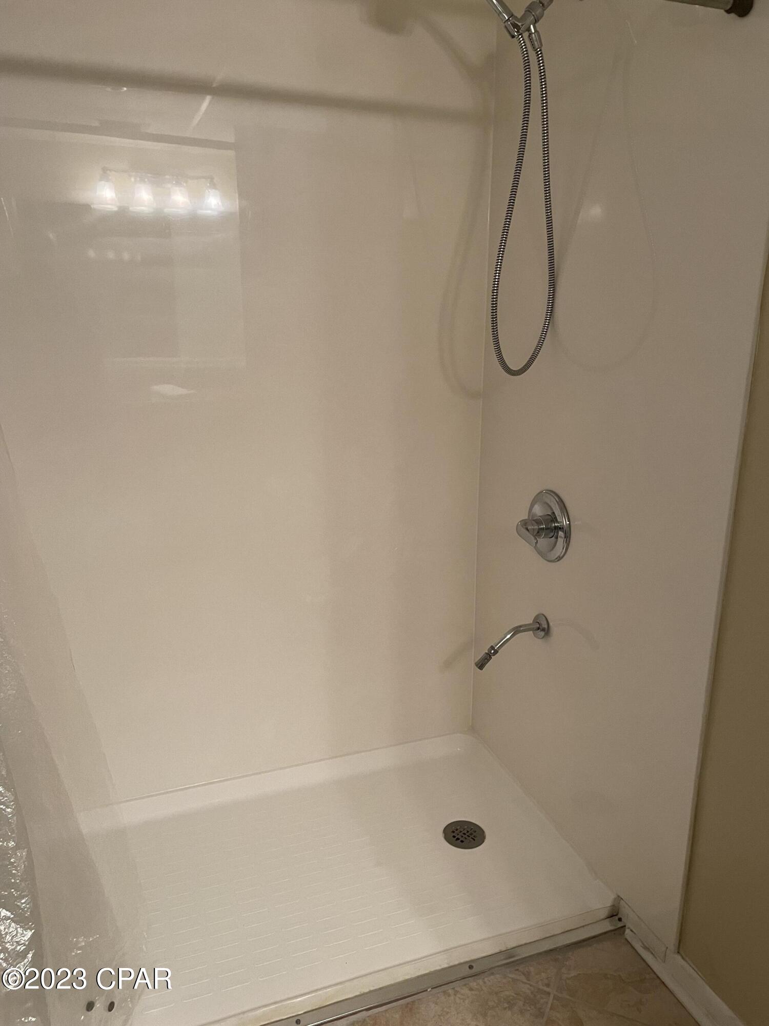 Long Beach Towers III - Residential