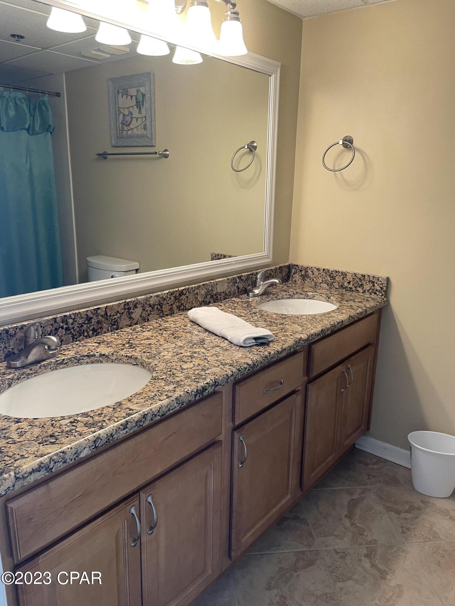 Long Beach Towers III - Residential