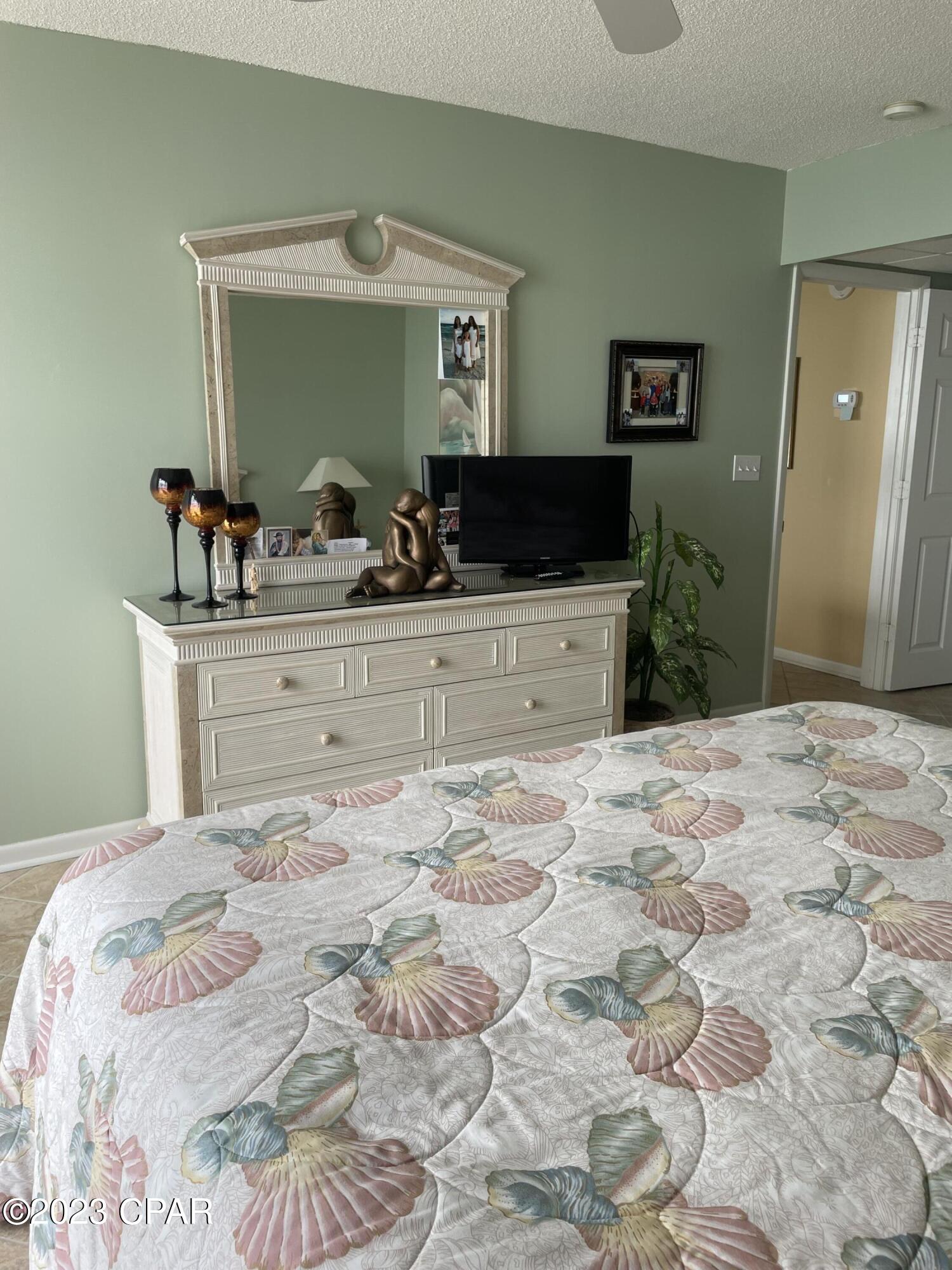 Long Beach Towers III - Residential