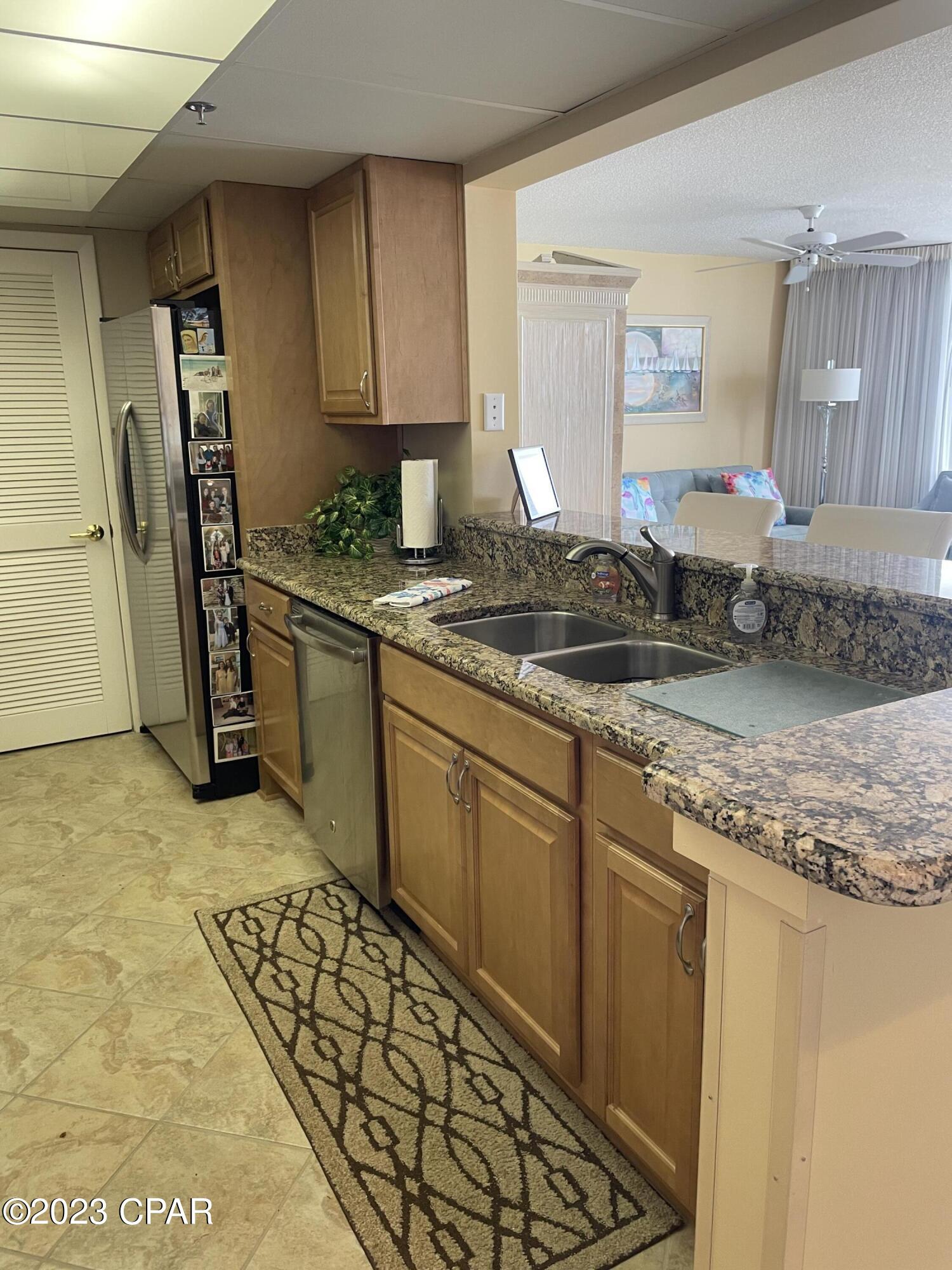 Long Beach Towers III - Residential