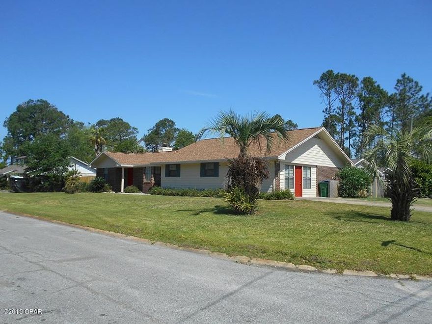 'CURRENTLY UNDER CONTRACT, SELLER ACCEPTING BACKUP OFFERS'  Updated 3 Bedroom, 2 bath, 1,939sqft. home available in desirable Woodlawn community. New roof,ceiling, fence, exterior paint, deck, pergola & trellis. Open floor plan kitchen, dining and great room with fireplace & cathedral ceiling. Large corner lot with screened in porch, open deck & inground salt water pool. All info & sizes approx., please verify. Seller is licensed agent in Ga.