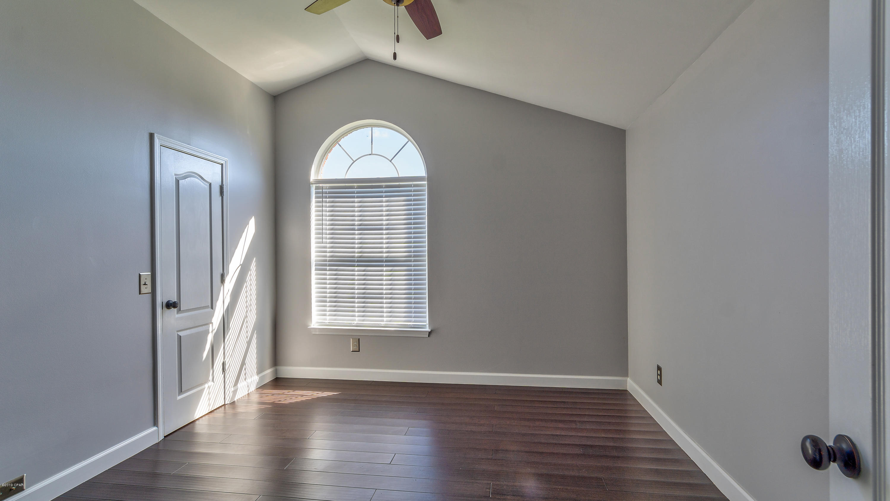 Mowat Highlands Ph VII - Residential