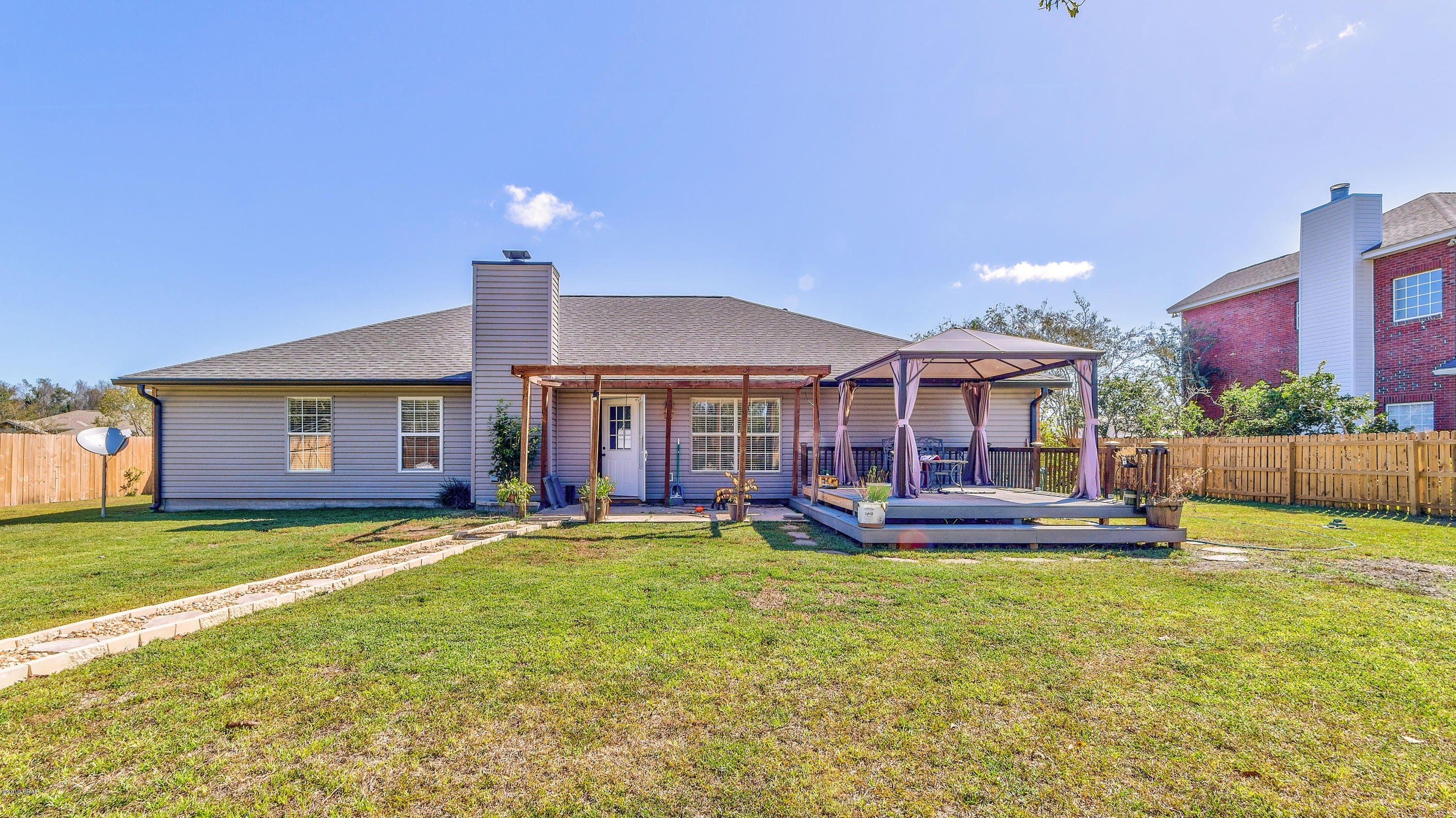 Mowat Highlands Ph VII - Residential