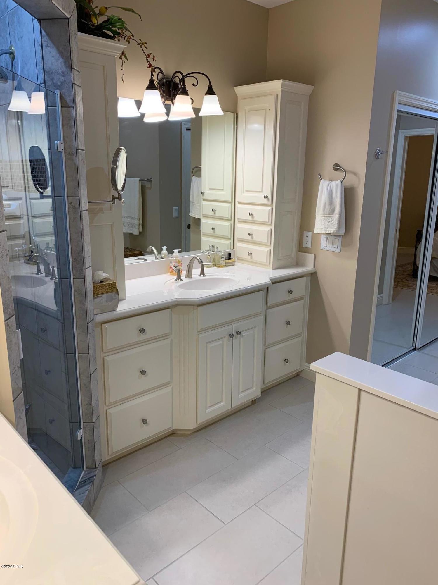 Oaks Plantation - Residential