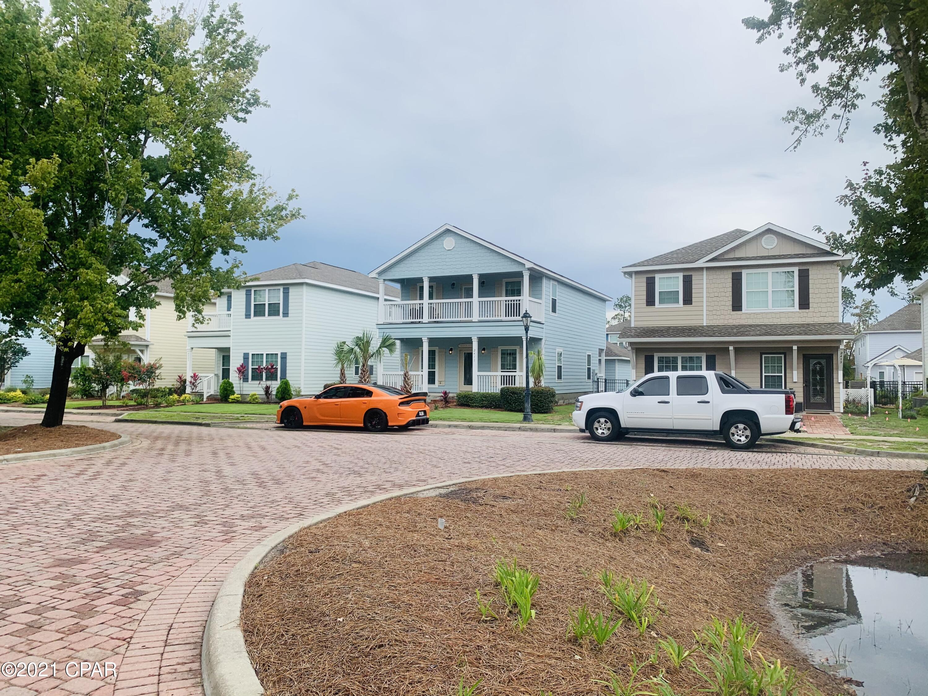 Magnolia Bay Club - Residential