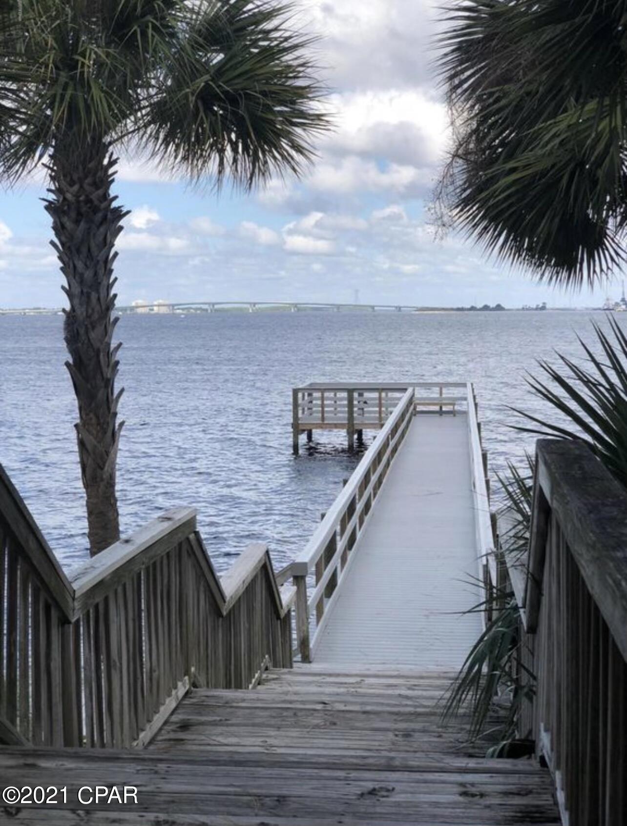 Magnolia Bay Club - Residential