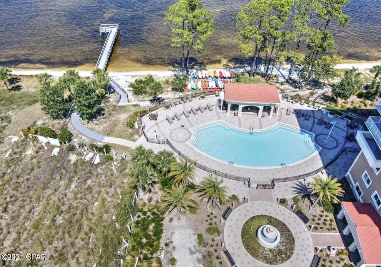 Magnolia Bay Club - Residential