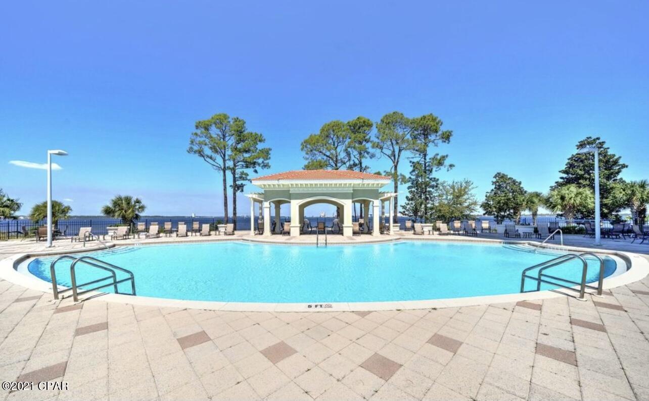 Magnolia Bay Club - Residential