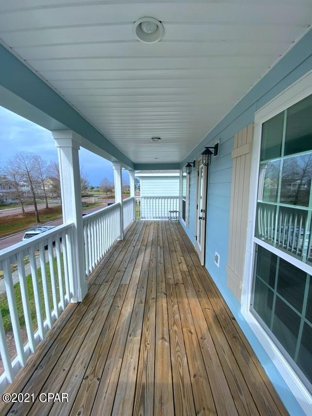 Magnolia Bay Club - Residential