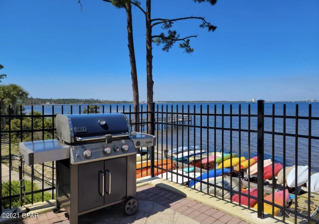 Magnolia Bay Club - Residential