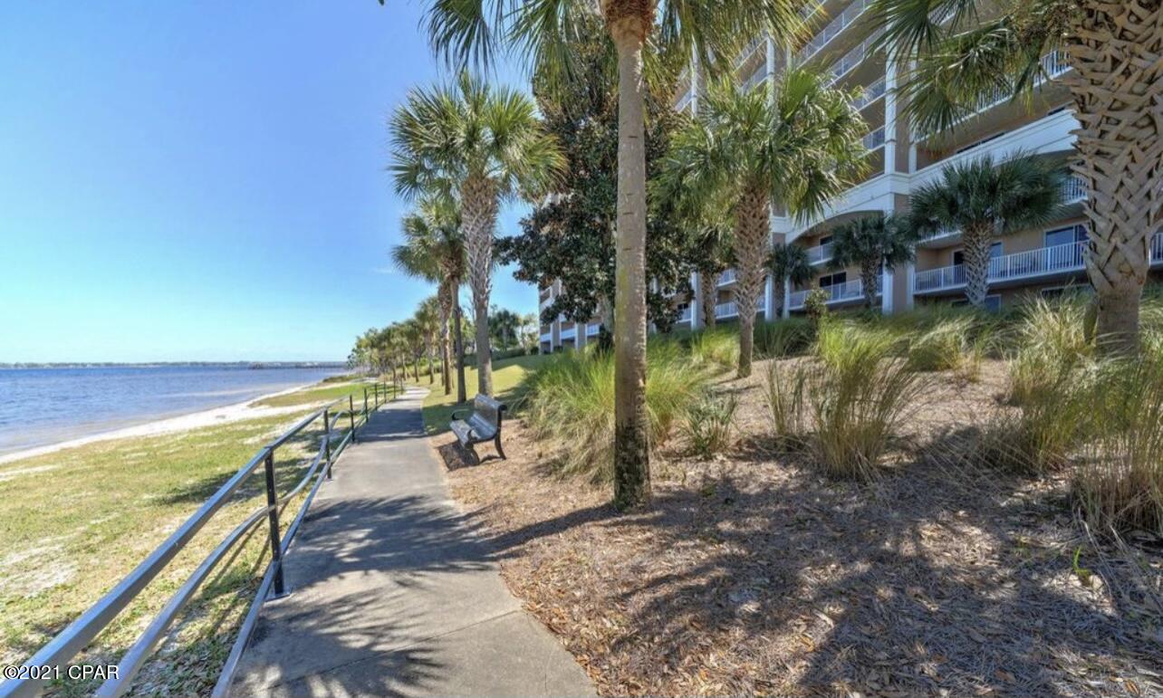 Magnolia Bay Club - Residential