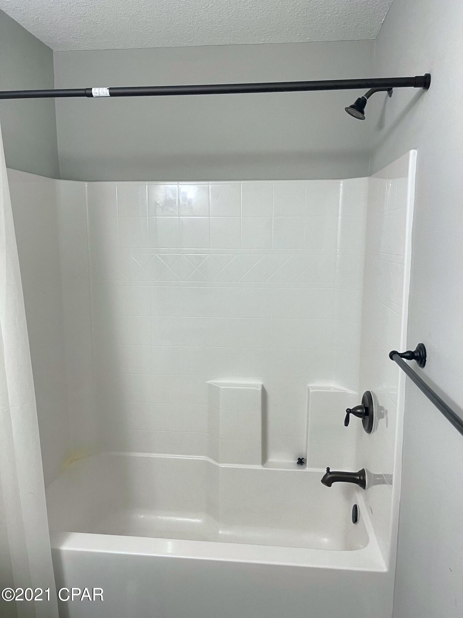 Magnolia Bay Club - Residential