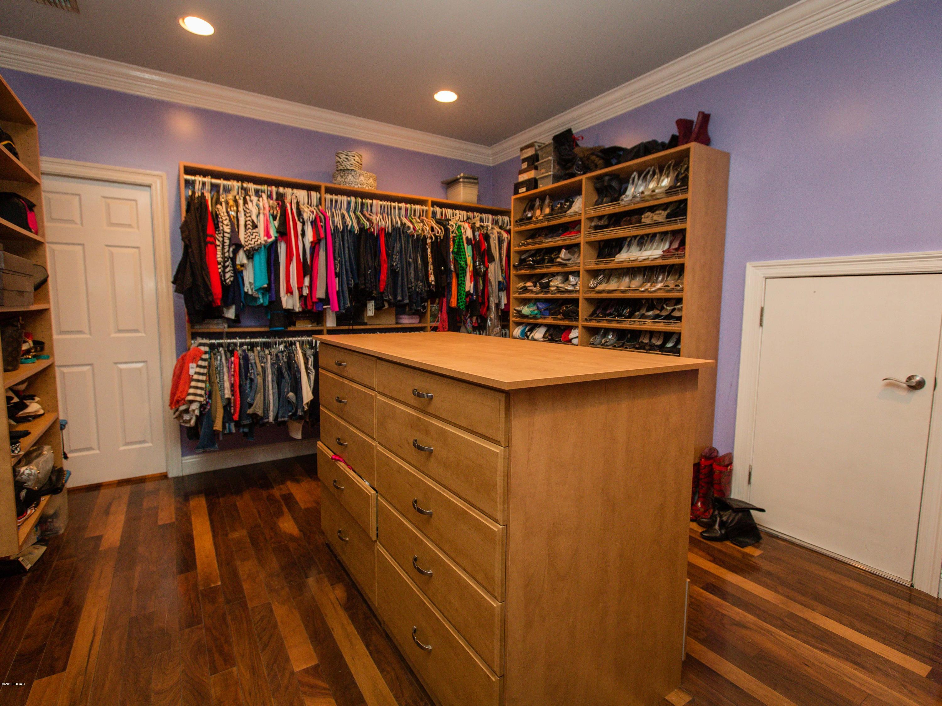 Thomas Drive Park U-3 - Residential