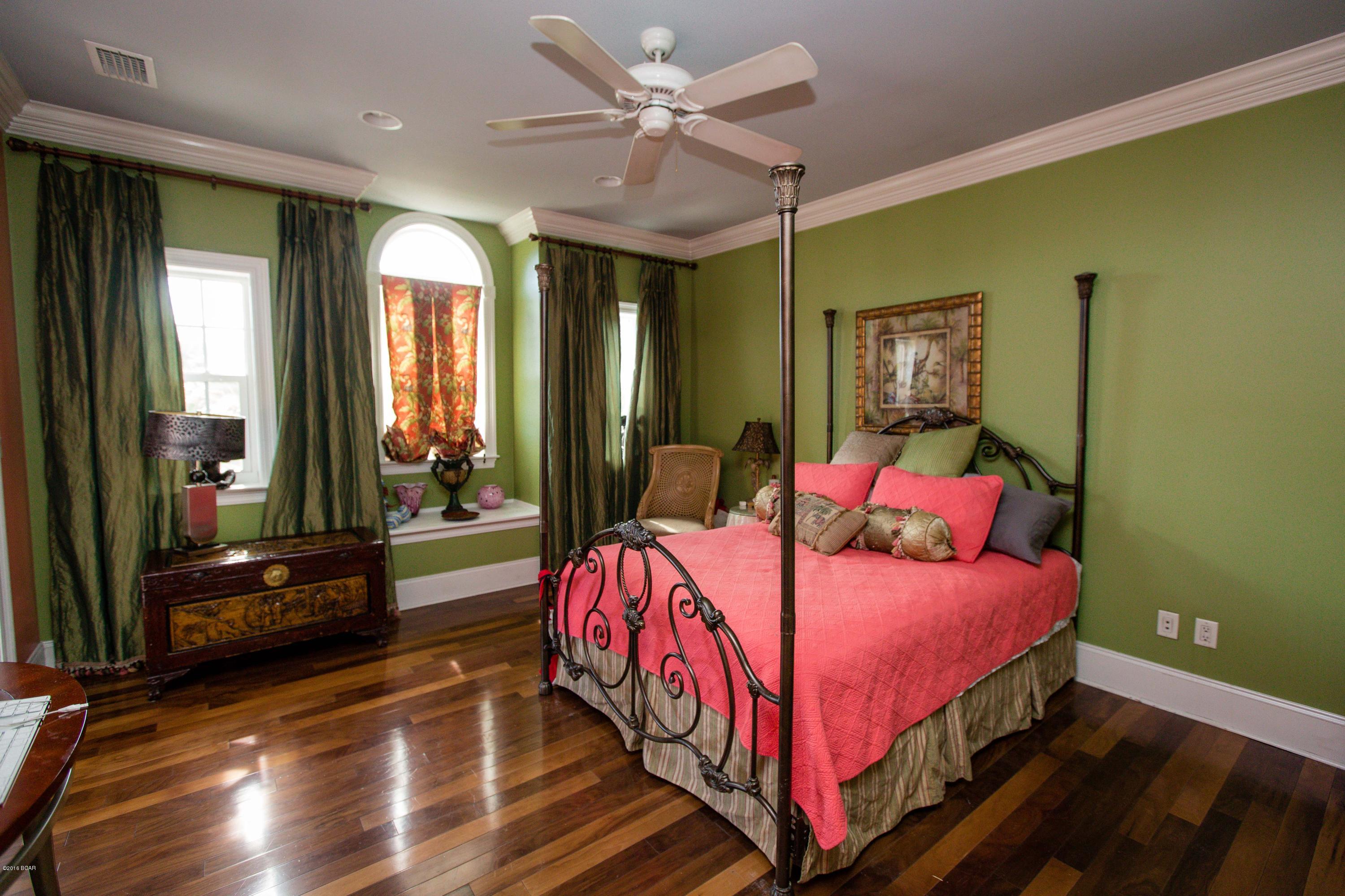 Thomas Drive Park U-3 - Residential