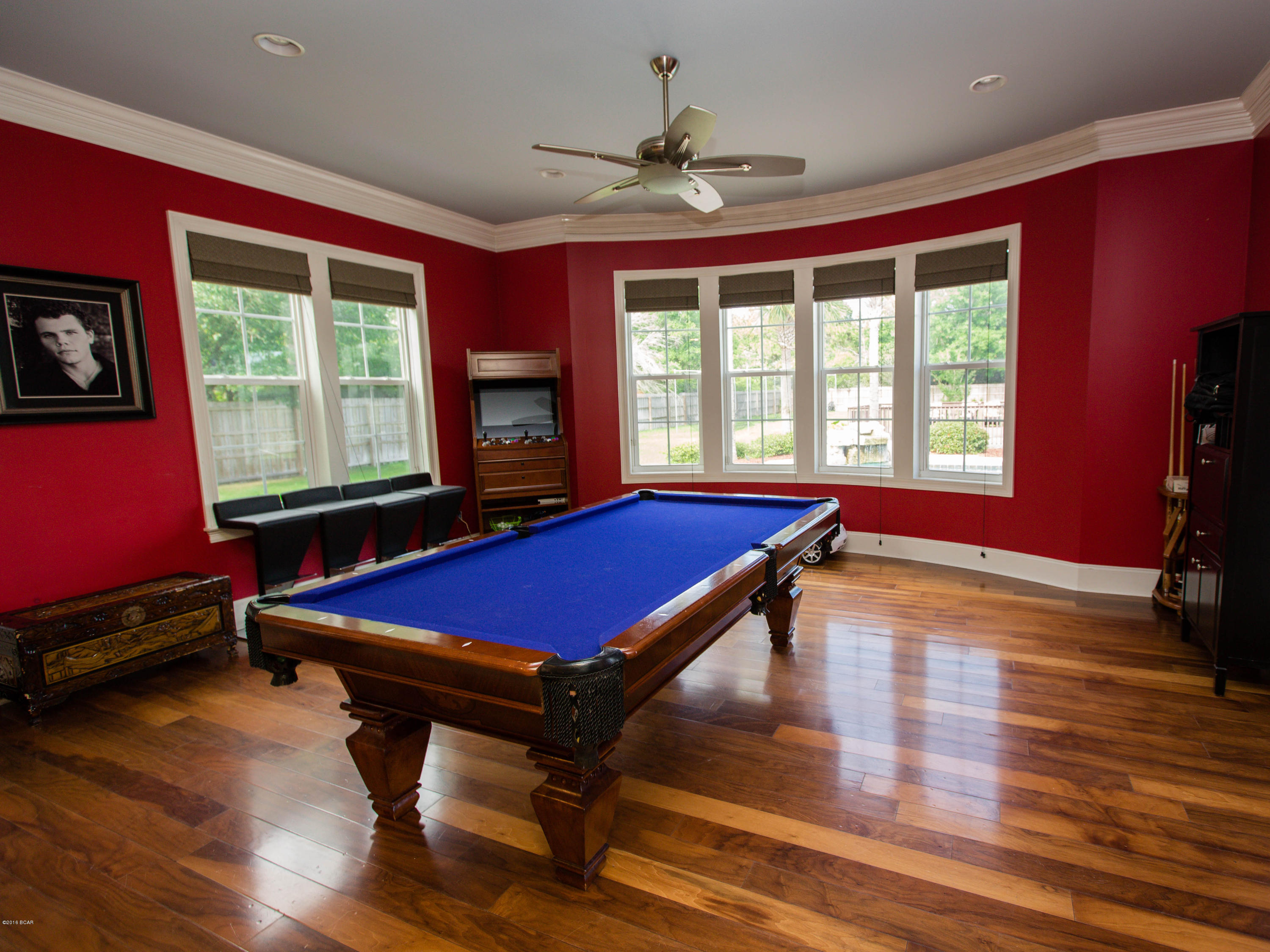 Thomas Drive Park U-3 - Residential