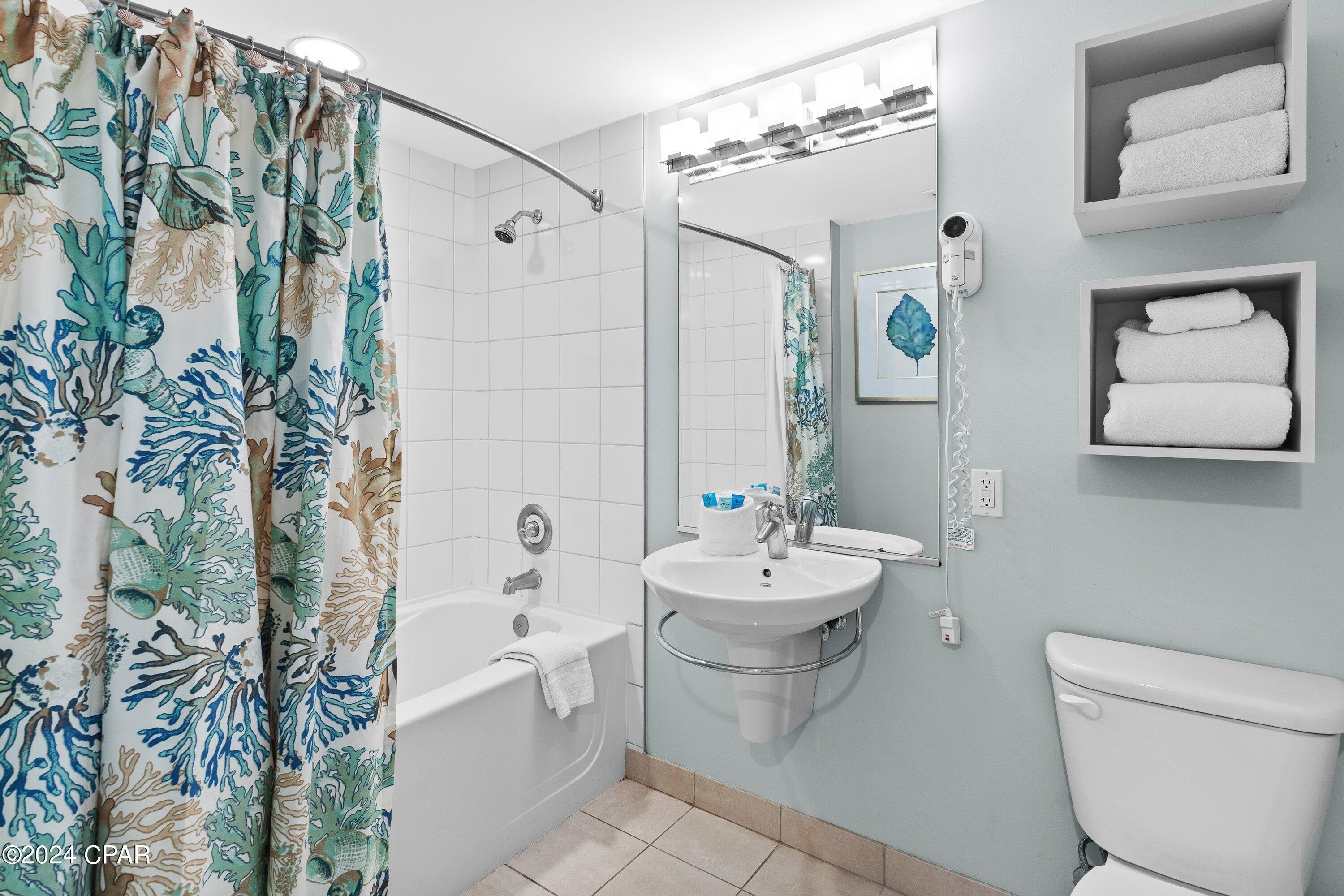 Bahia Condo - Residential